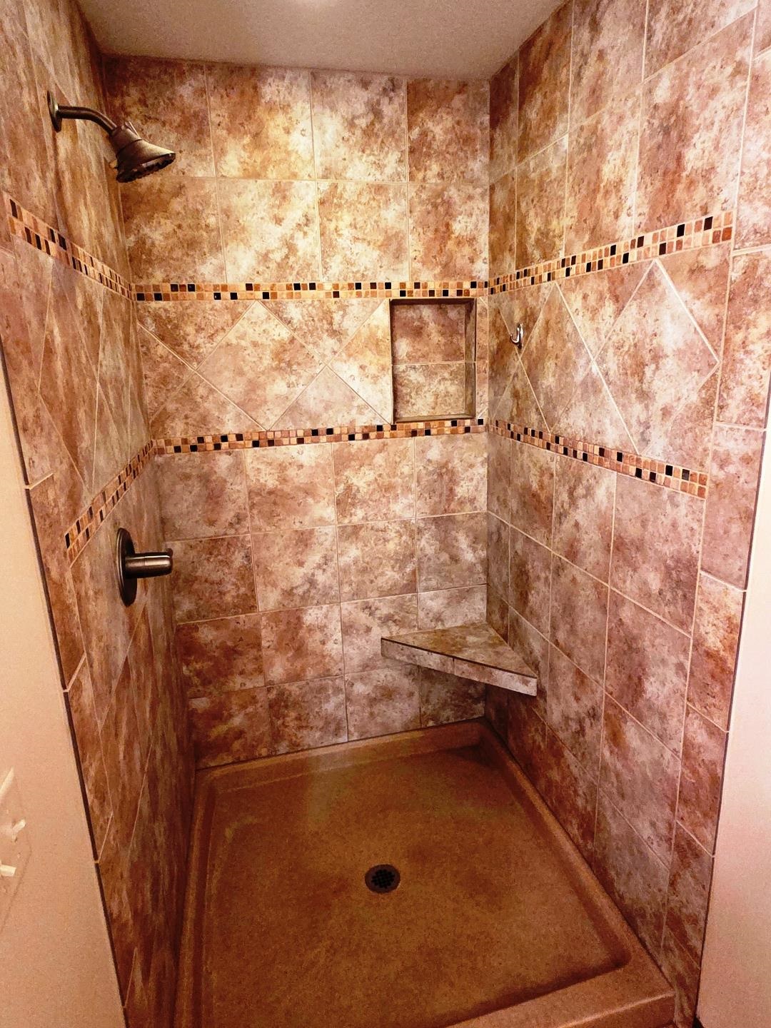 2908 Sumac St Property Photo 6
