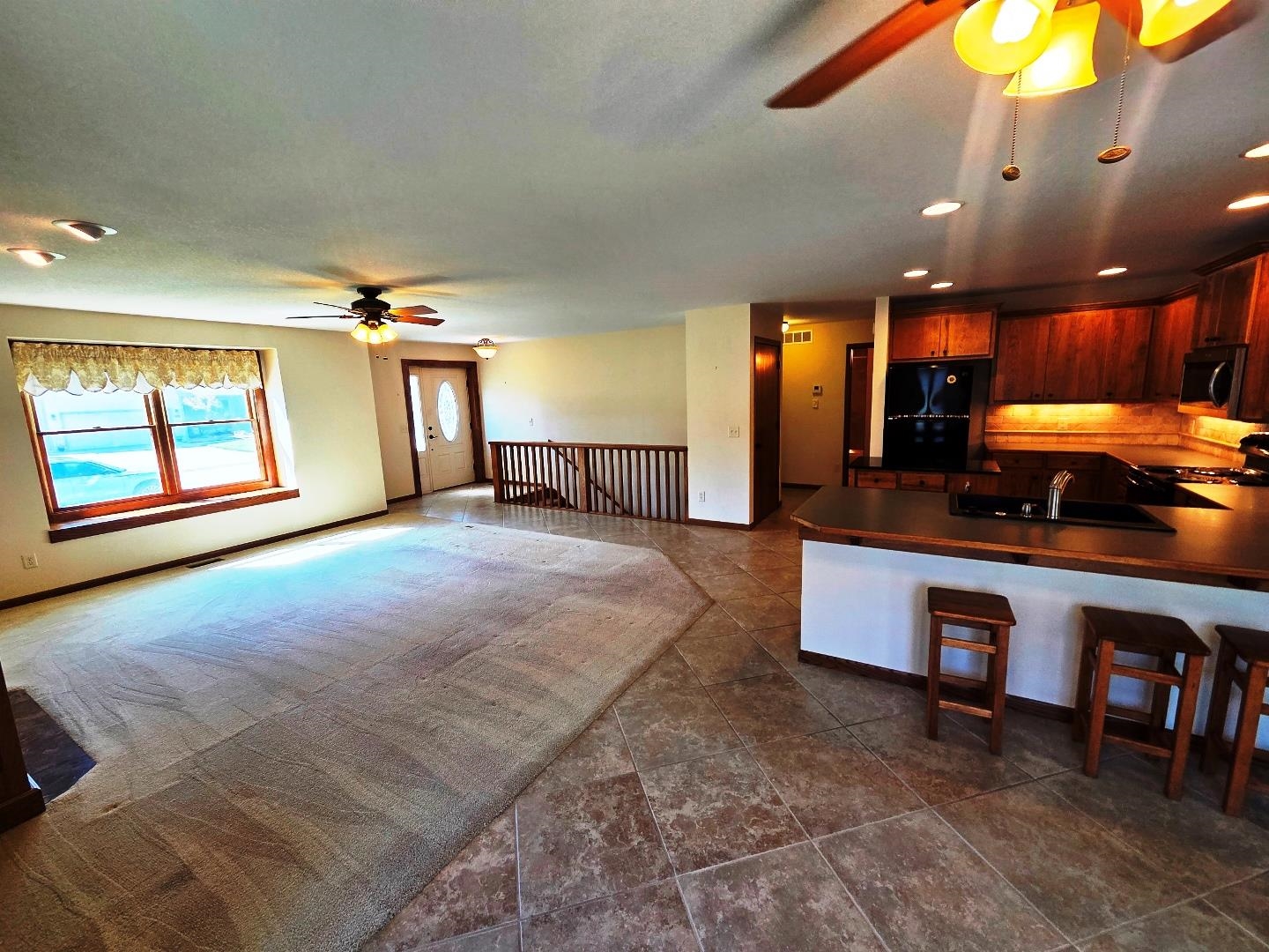 2908 Sumac St Property Photo 8