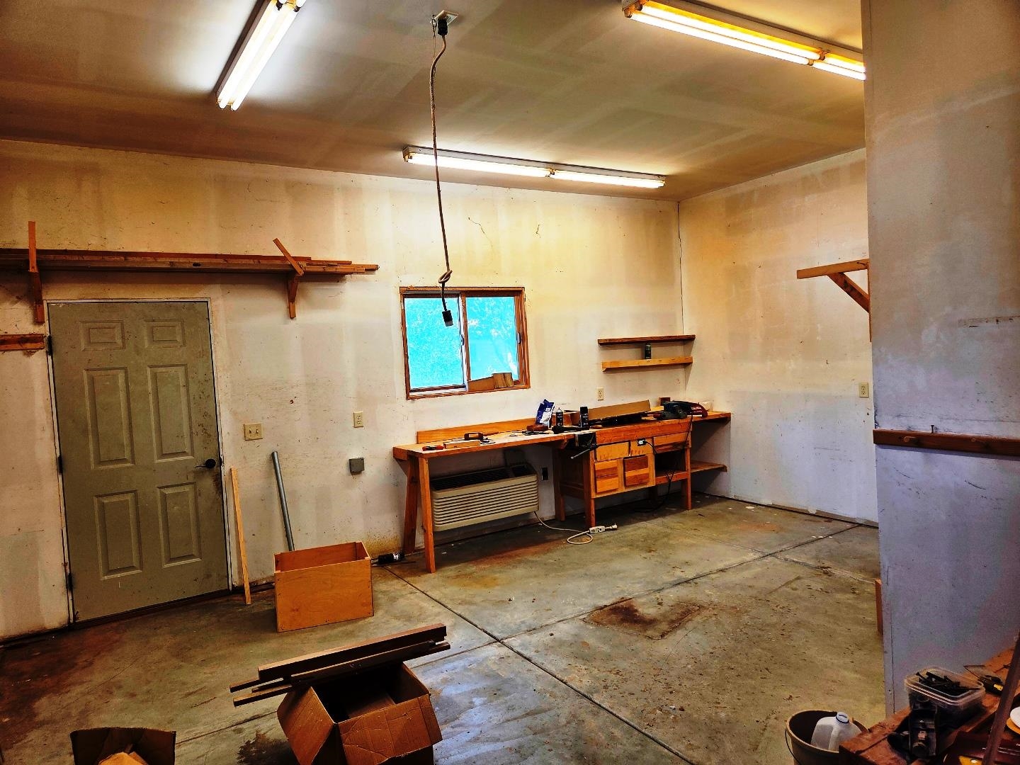 2908 Sumac St Property Photo 14