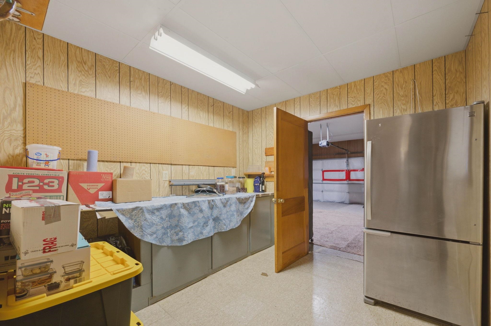 1138 N Sheridan St Property Photo 21