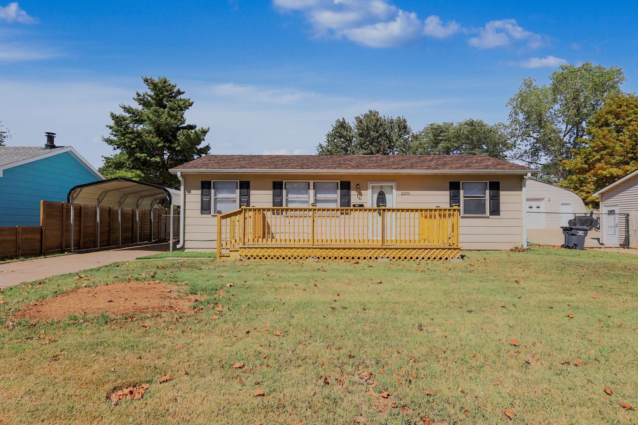 2200 E 53rd
