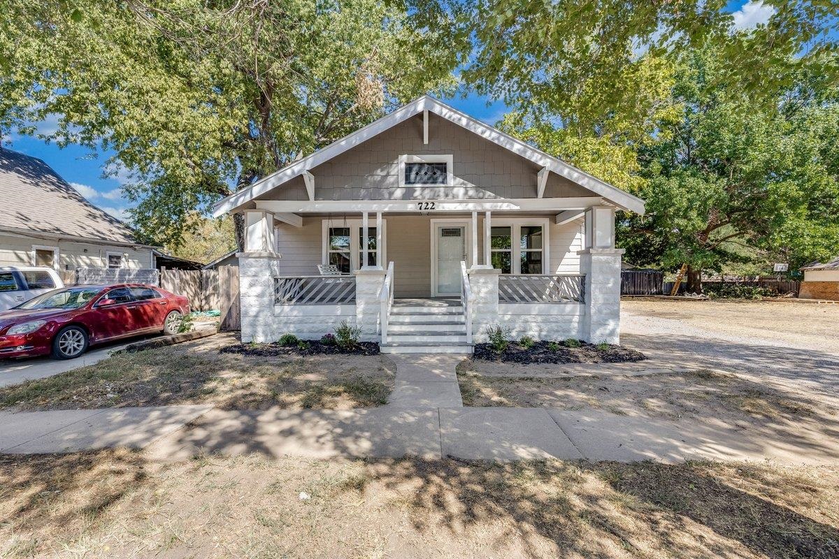 722 S Ida Property Photo 1