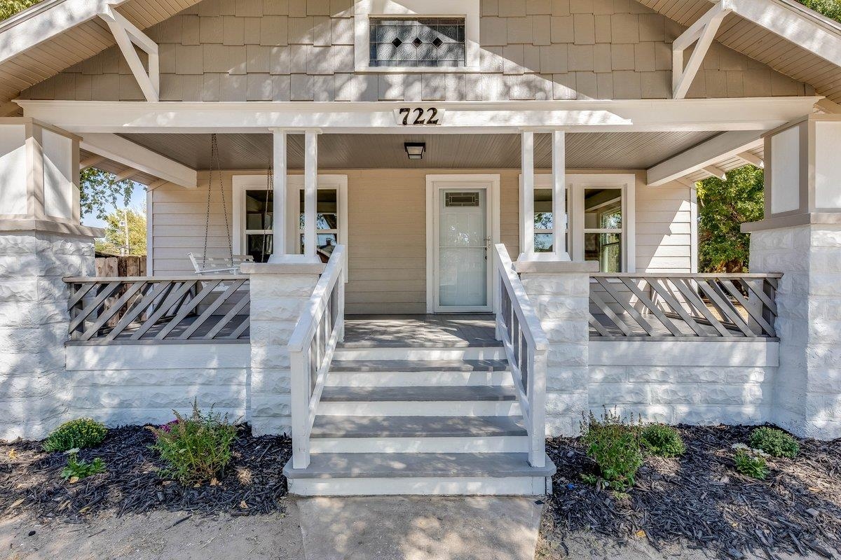 722 S Ida Property Photo 2