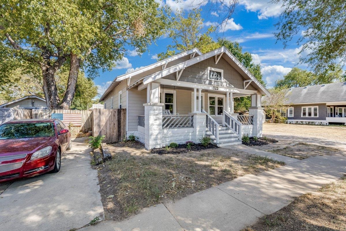 722 S Ida Property Photo 3