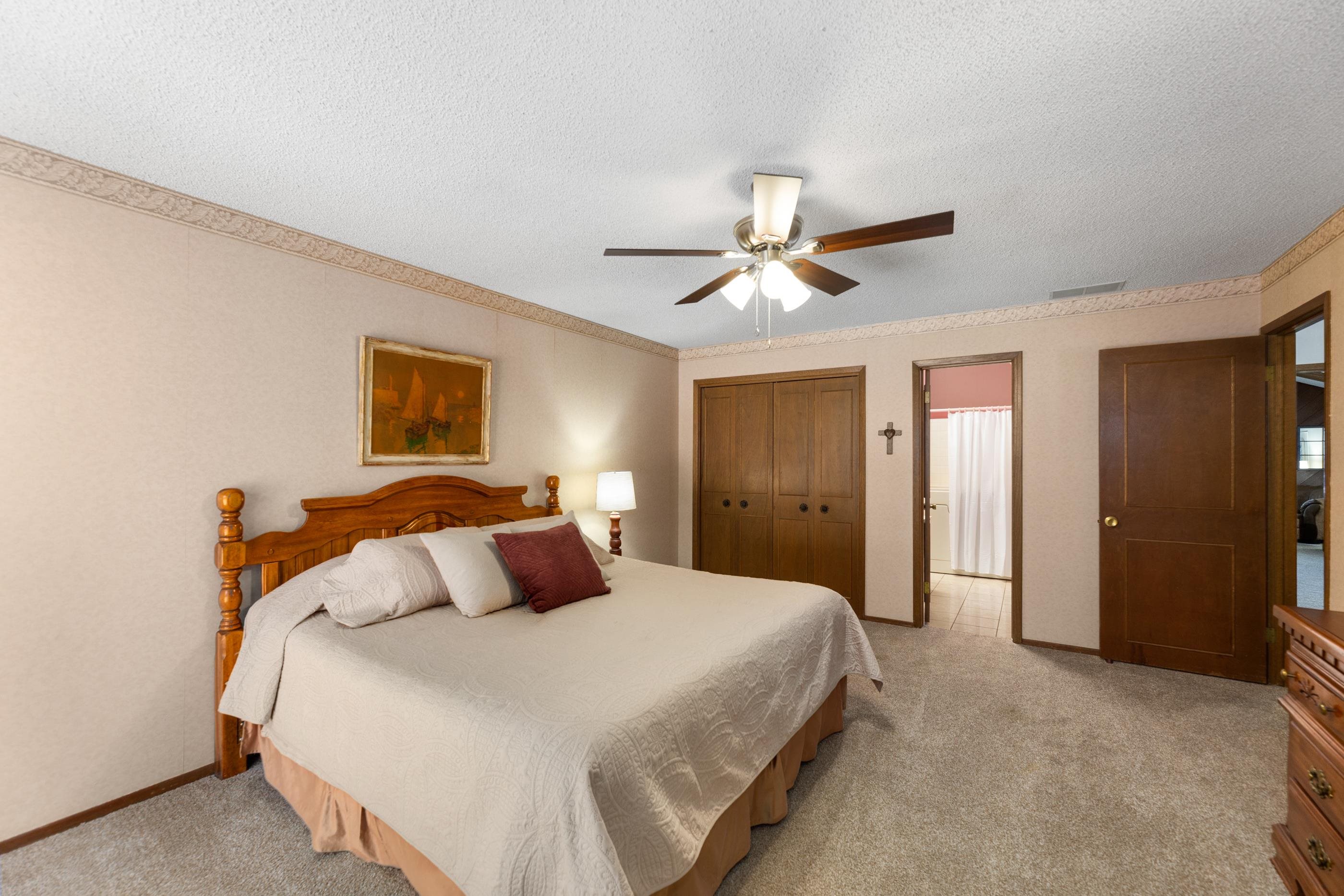 1337 N Denene Ln Property Photo 18