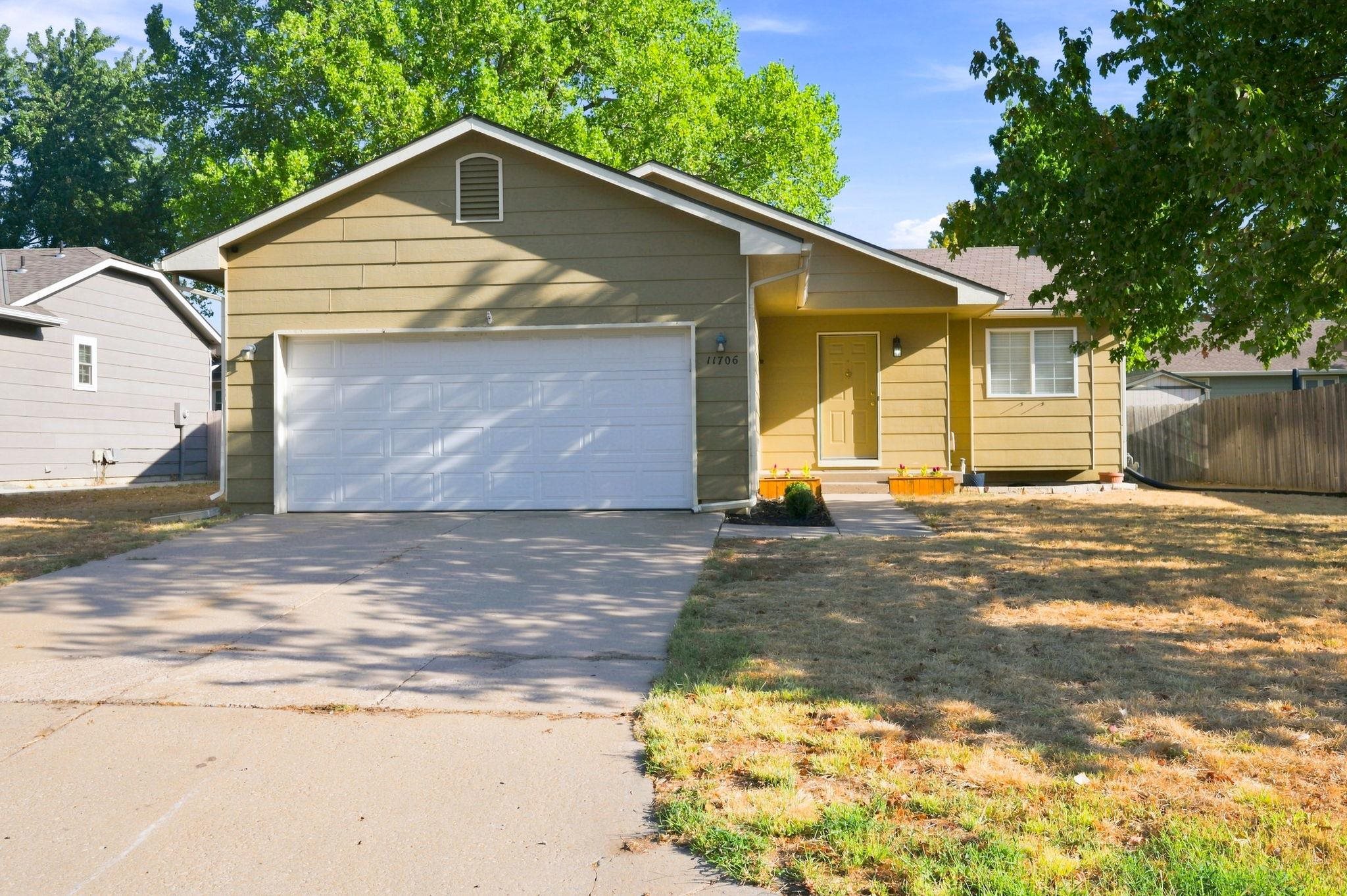 11706 W Westport Property Photo 1