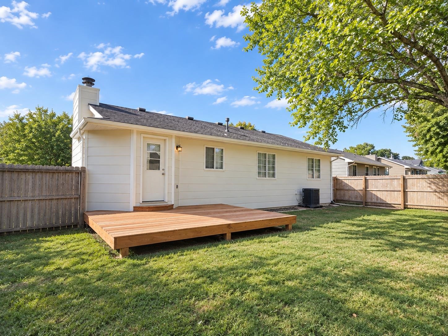 11706 W Westport Property Photo 3