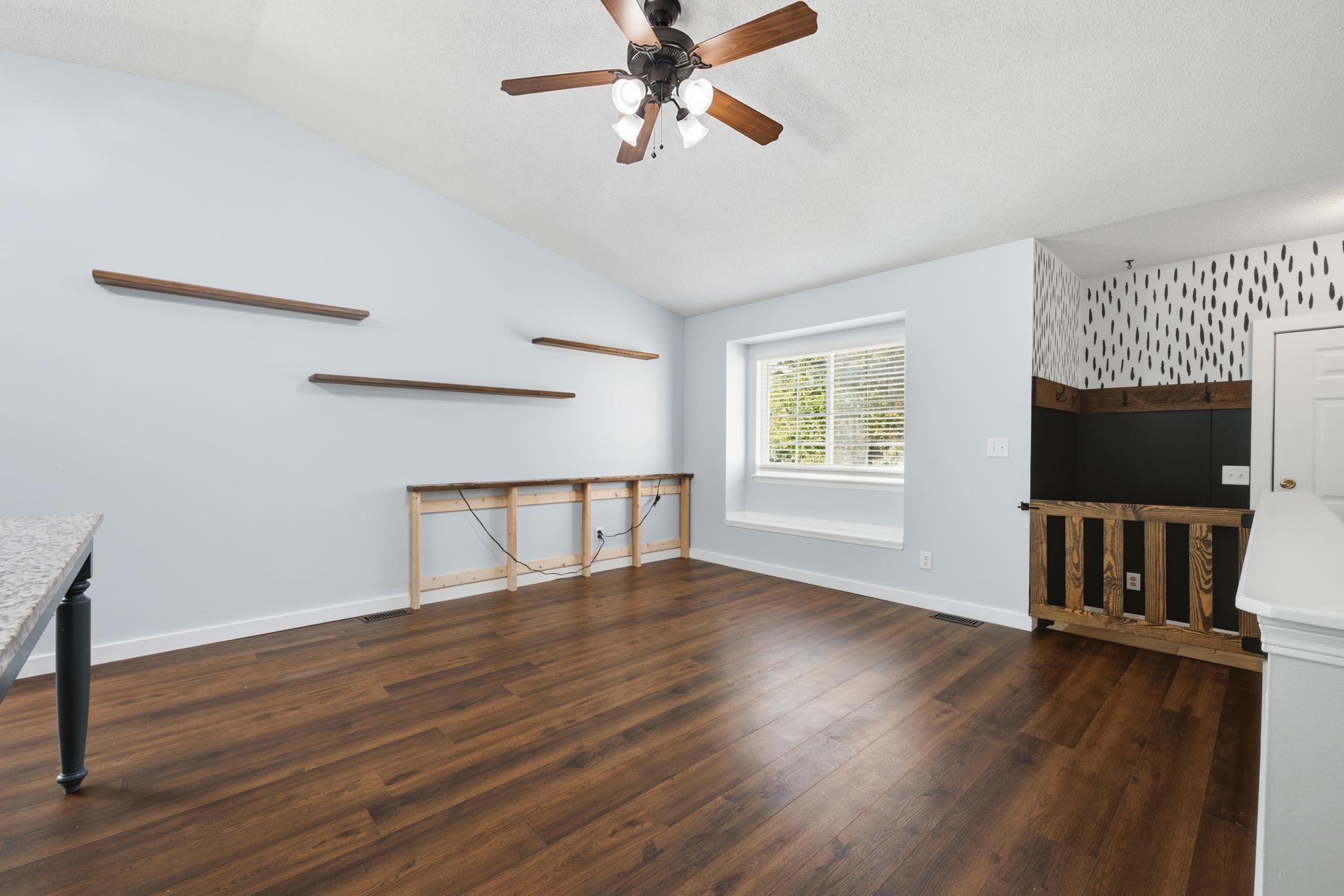 11706 W Westport Property Photo 13