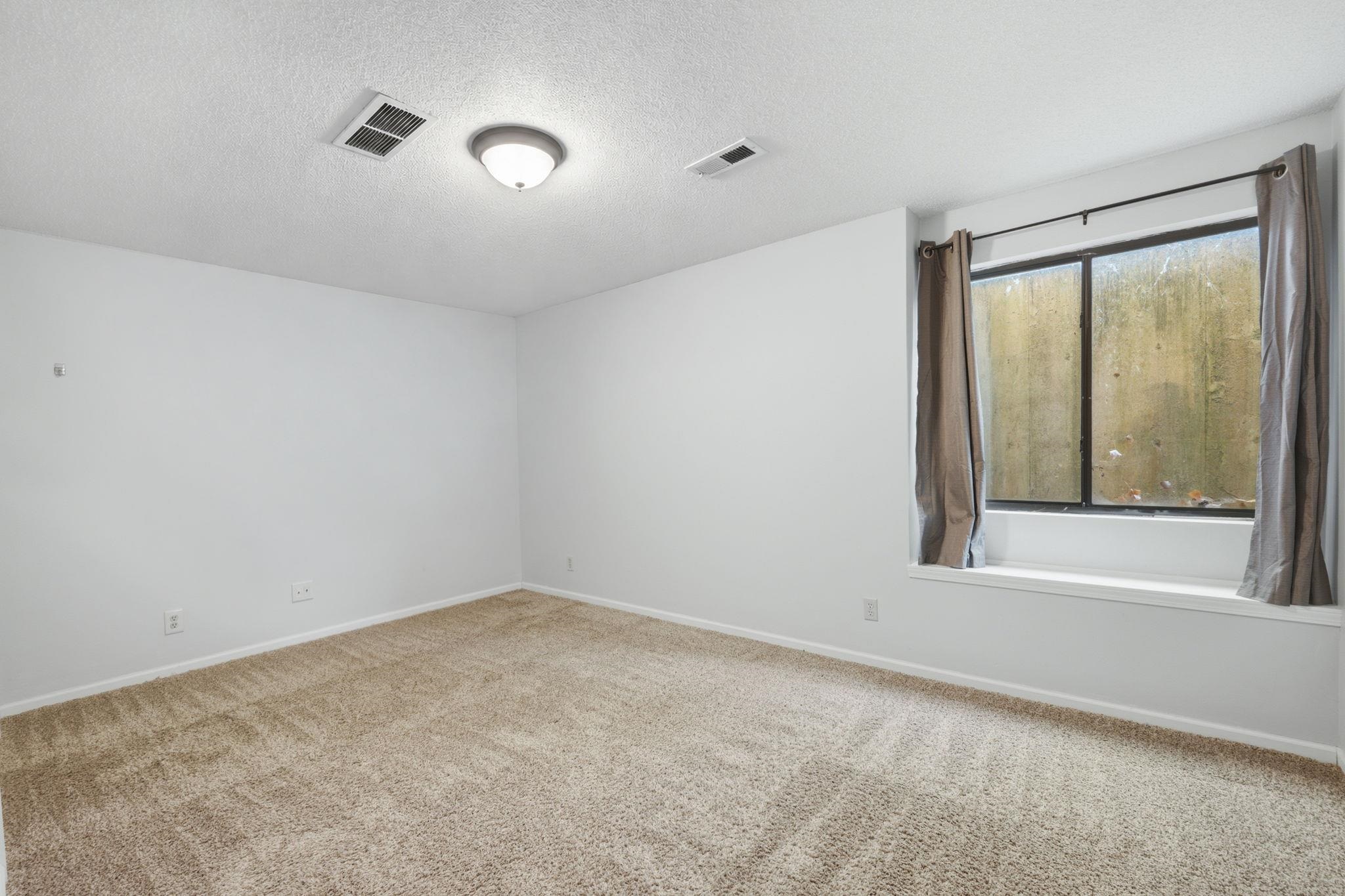 11706 W Westport Property Photo 24