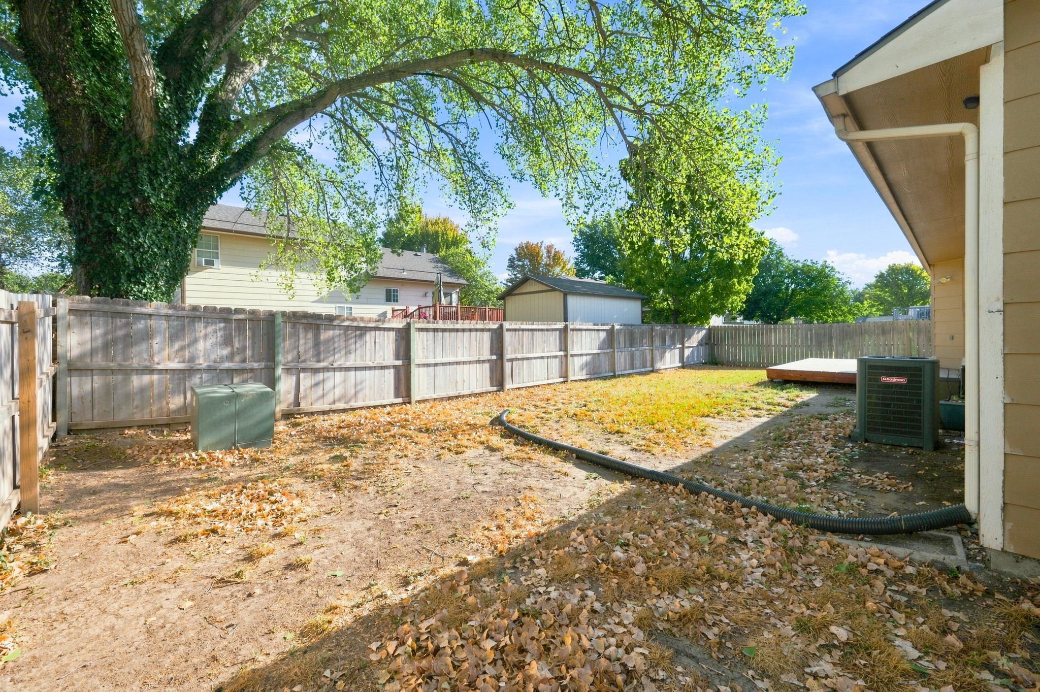 11706 W Westport Property Photo 30