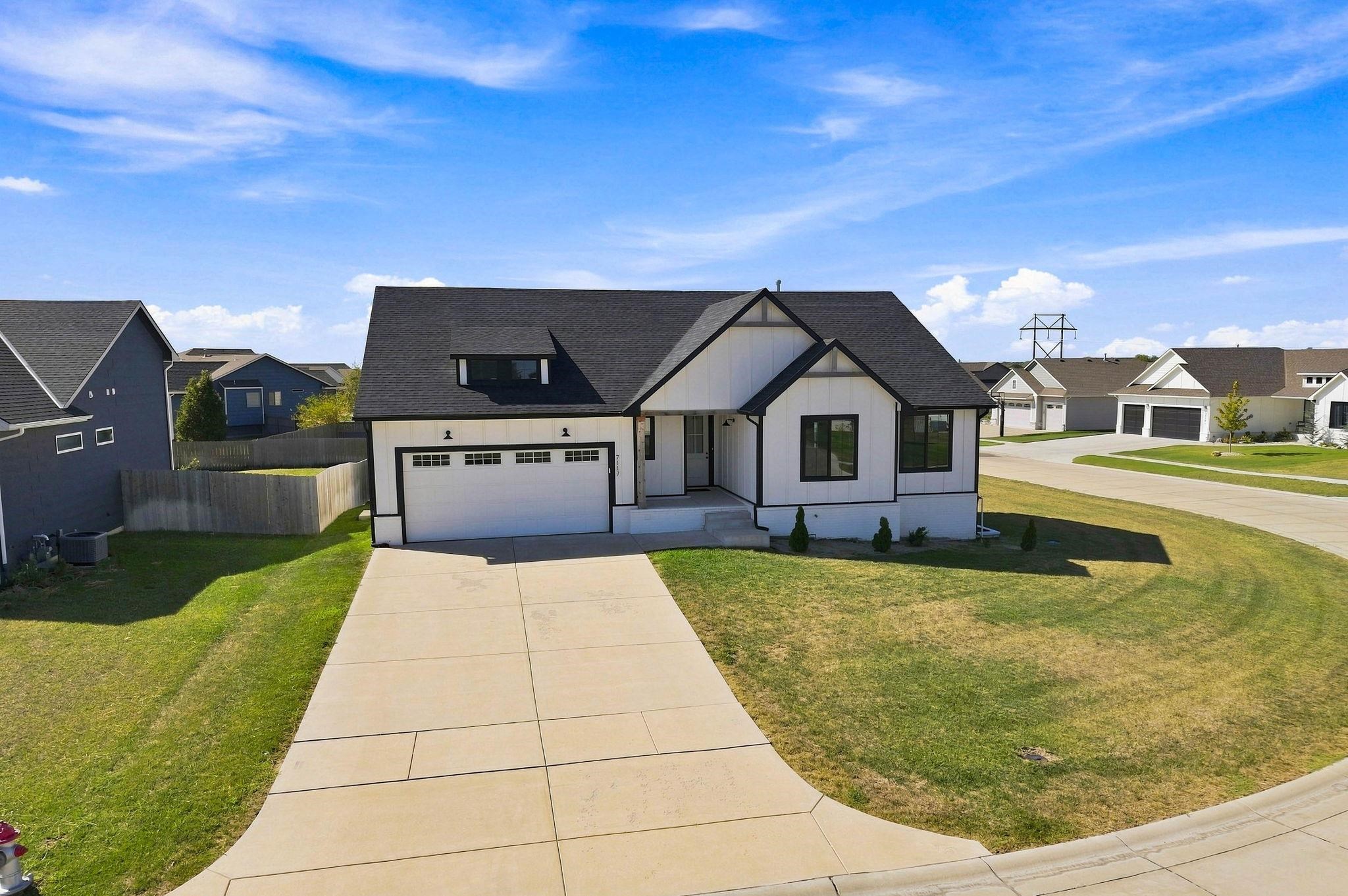 7117 E Pheasant Ridge St Property Photo 3