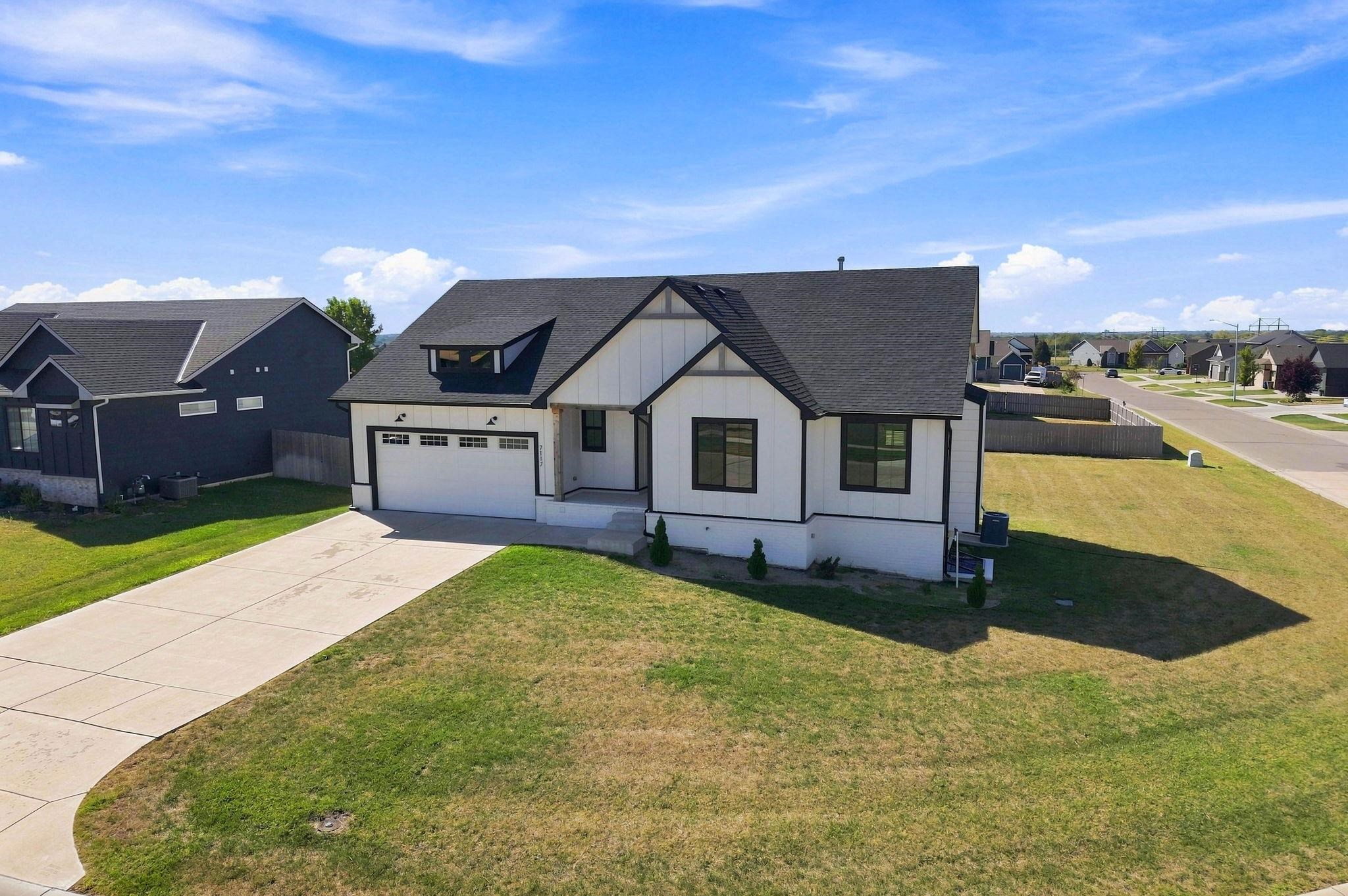 7117 E Pheasant Ridge St Property Photo 4