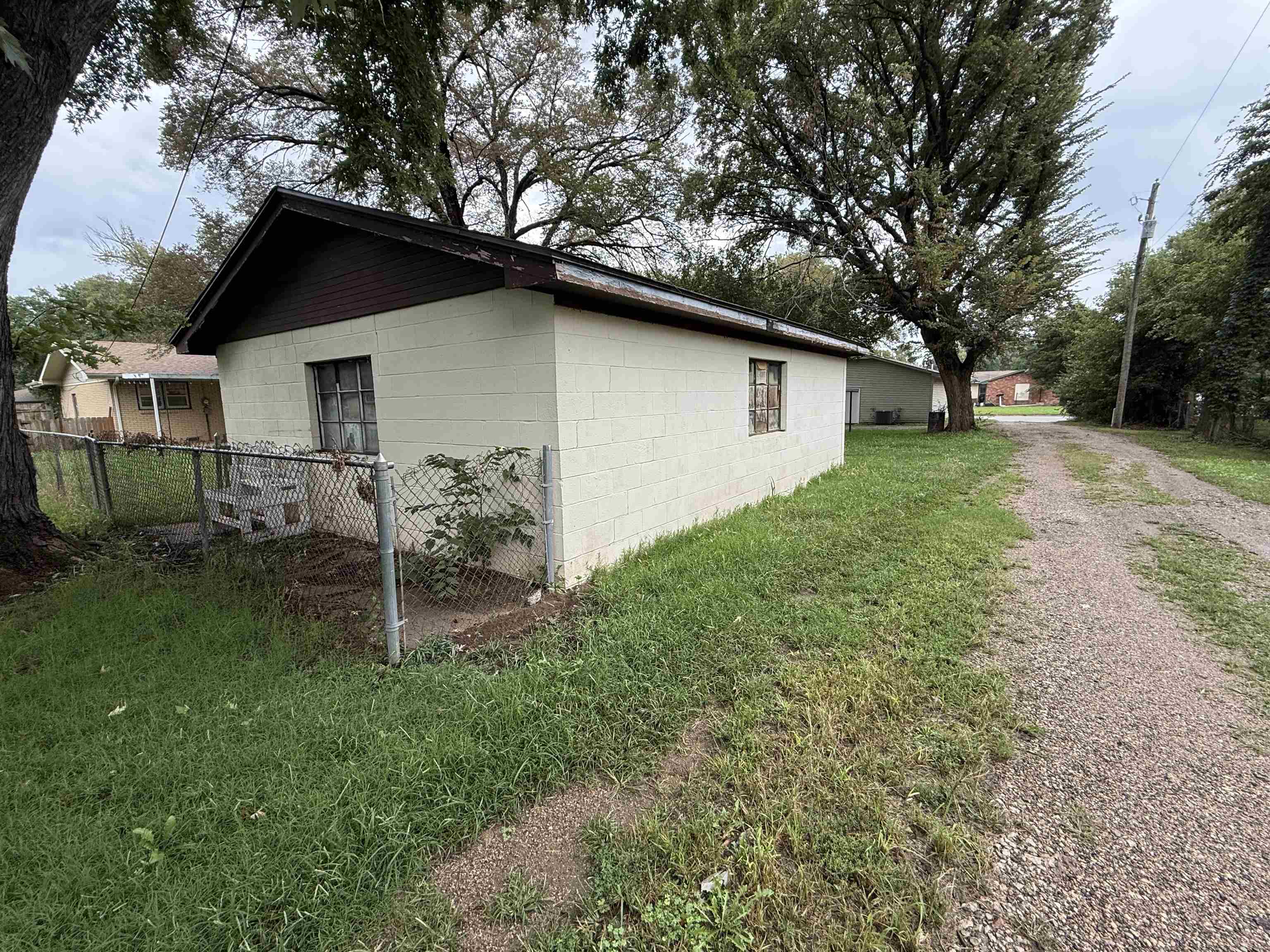 341 S Prospect Property Photo 20
