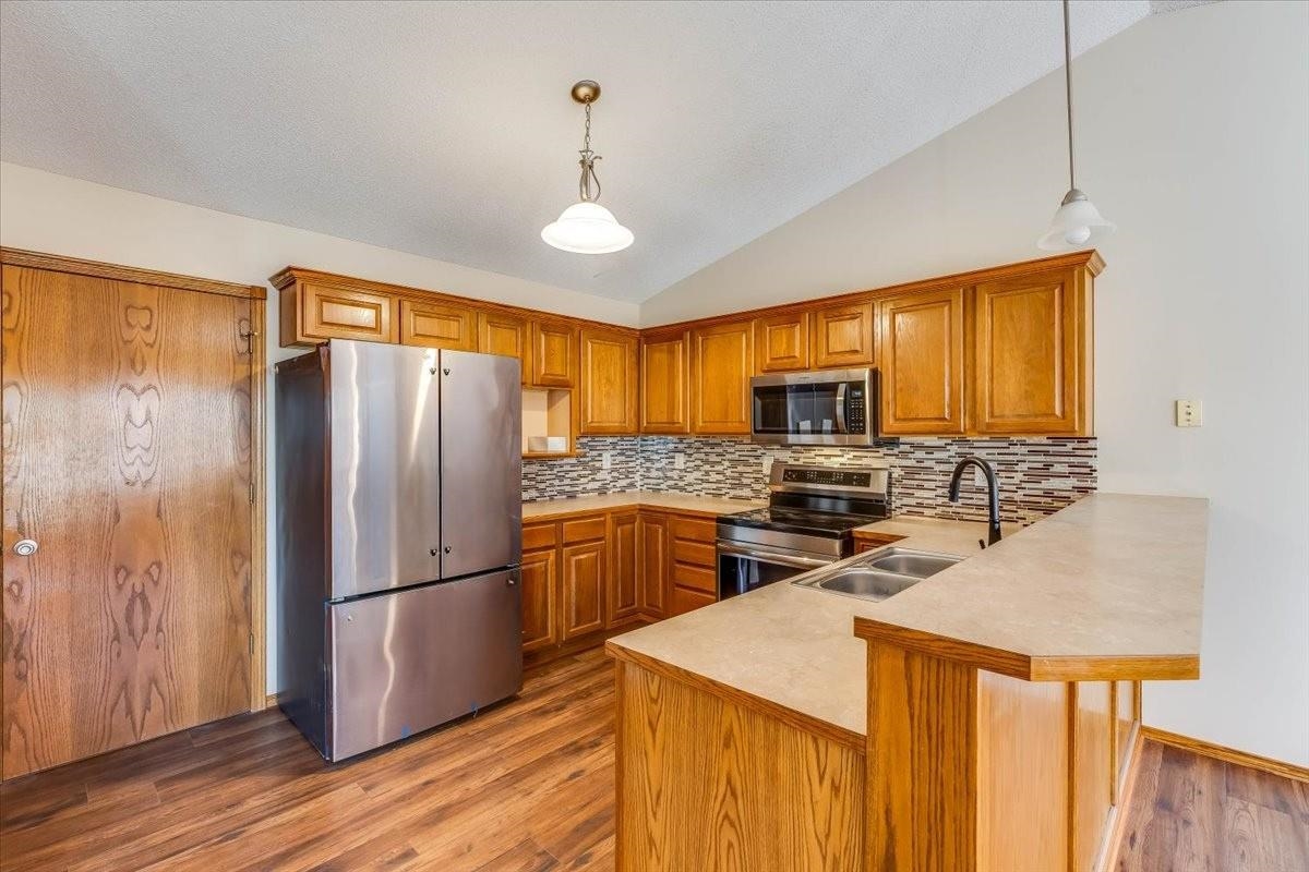 4766 N Canterbury Property Photo 15
