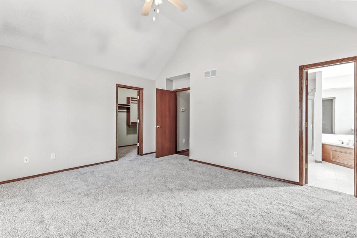 4766 N Canterbury Property Photo 18