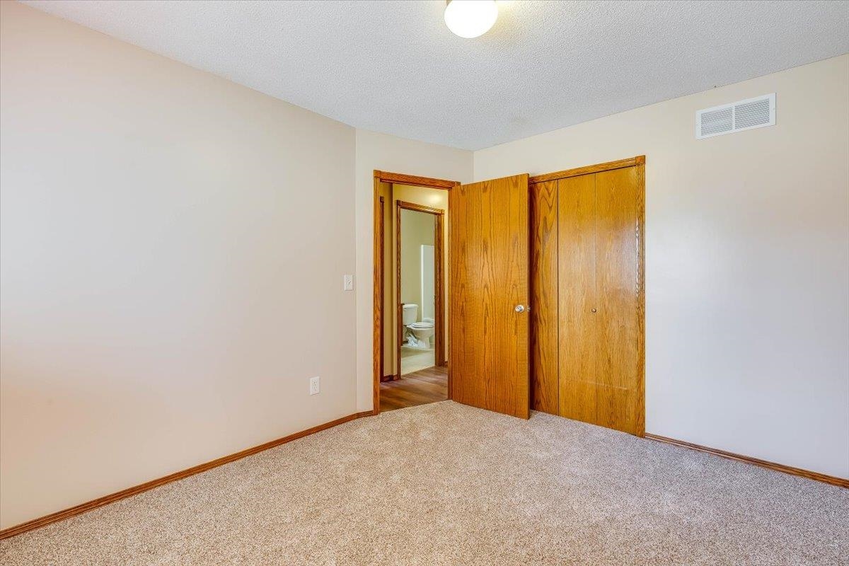 4766 N Canterbury Property Photo 19