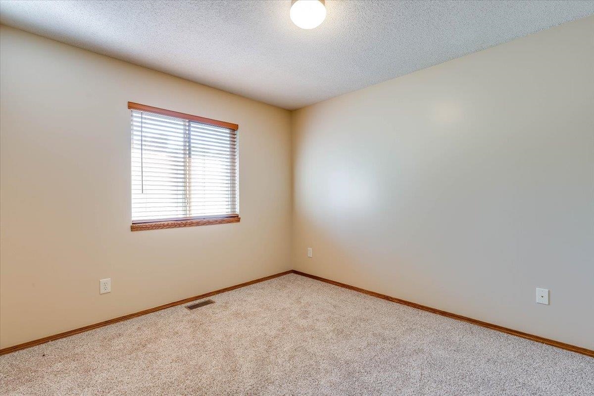 4766 N Canterbury Property Photo 20