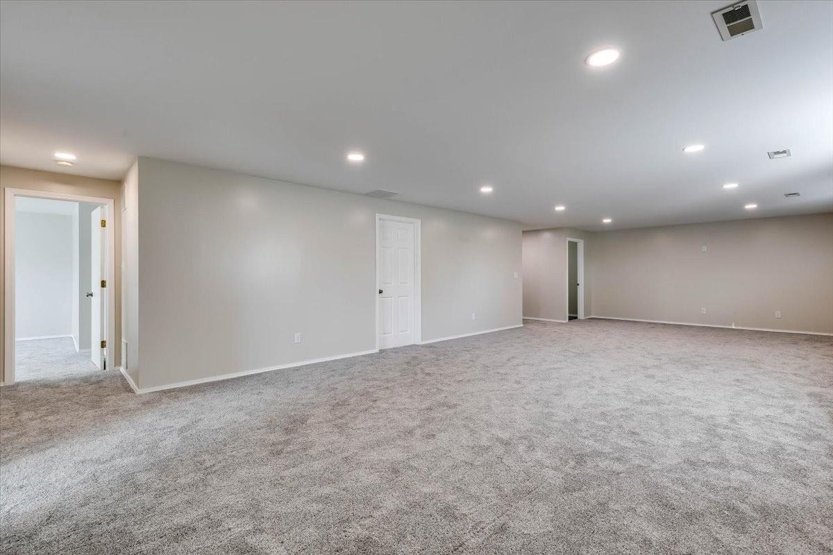 4766 N Canterbury Property Photo 24