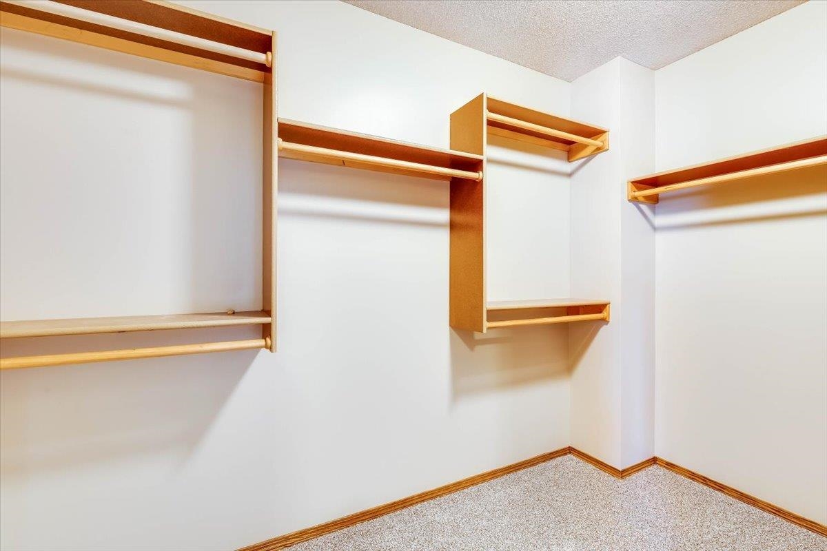 4766 N Canterbury Property Photo 25