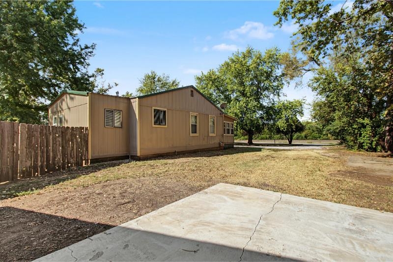 5808 S Southeast Blvd Property Photo 28