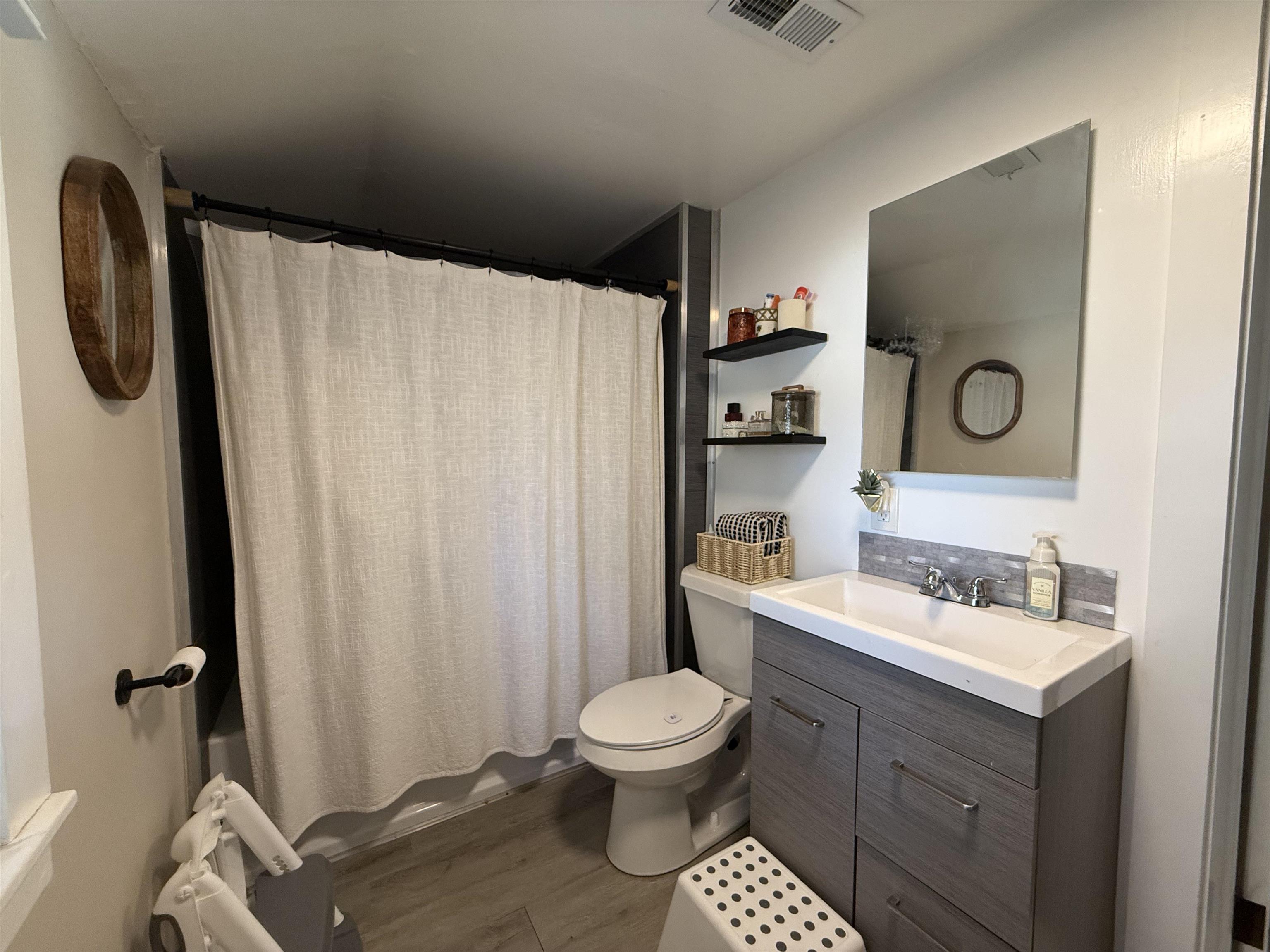 619 E C Property Photo 19