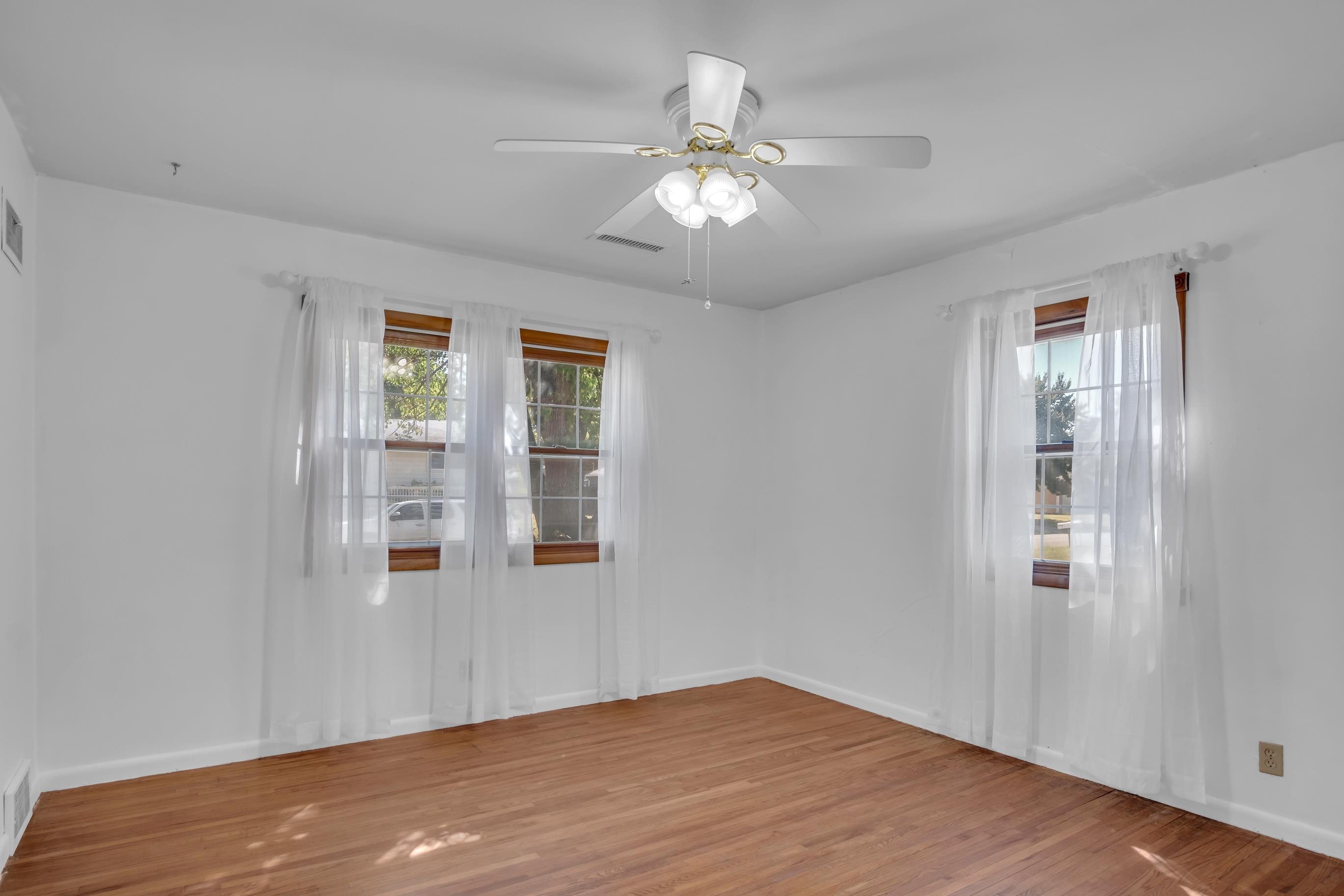 1101 Allison Property Photo 25