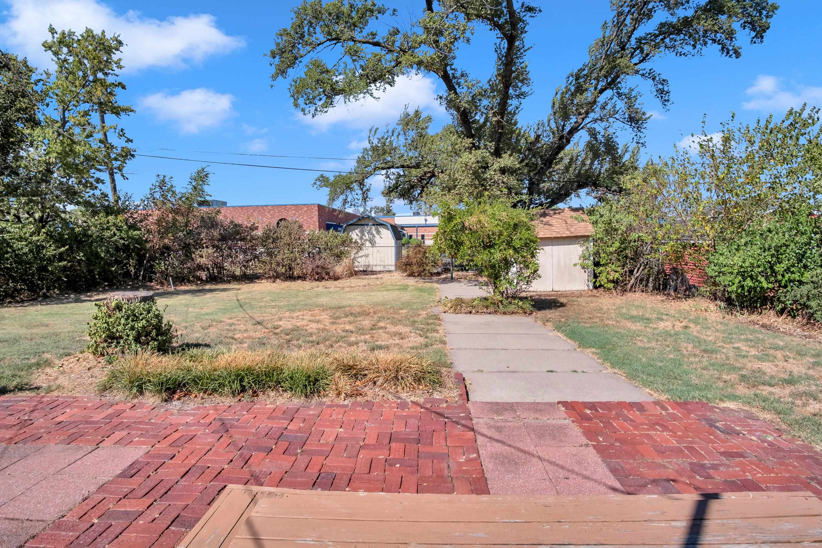 1101 Allison Property Photo 34