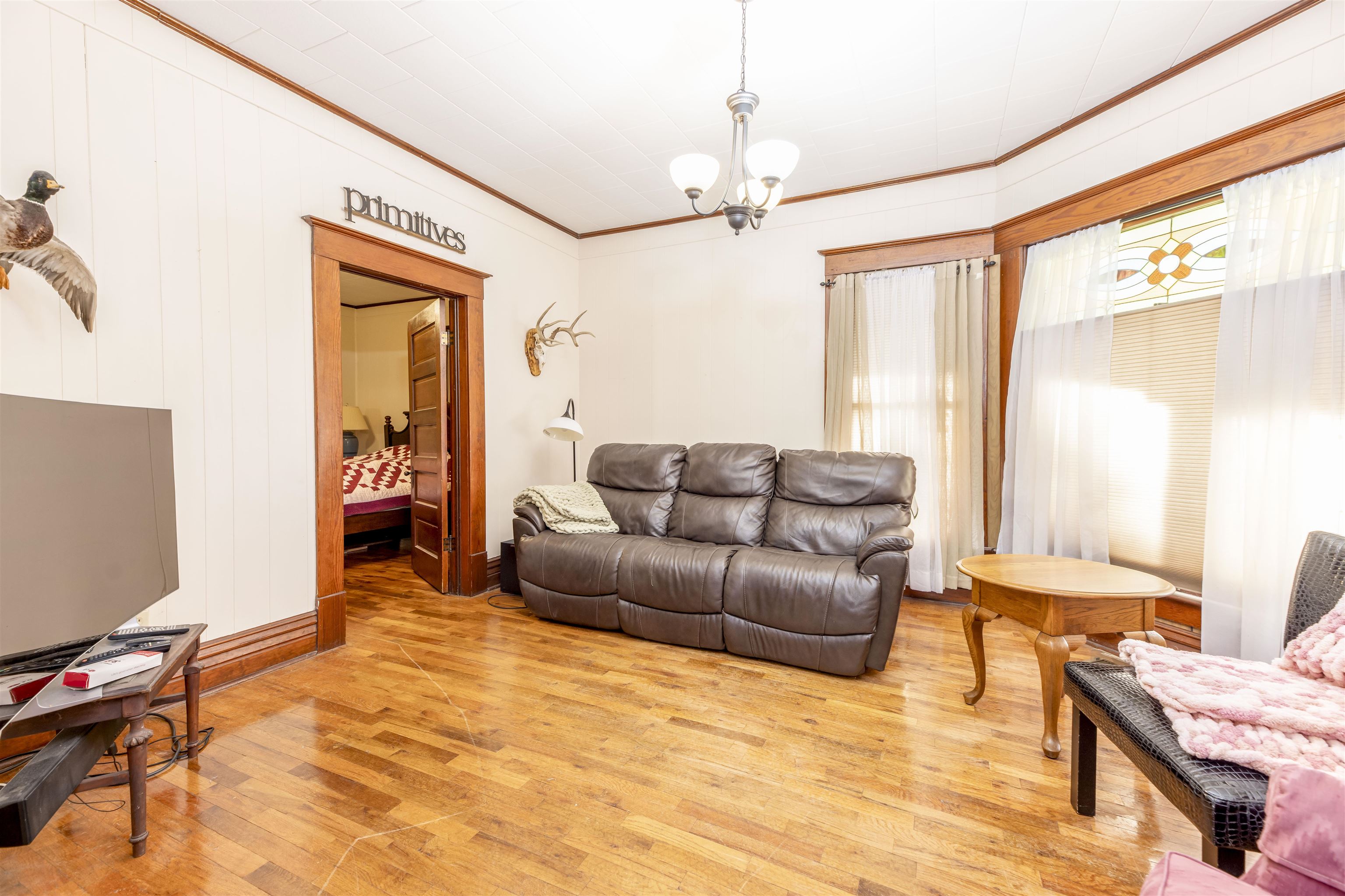 407 S Cedar Property Photo 6
