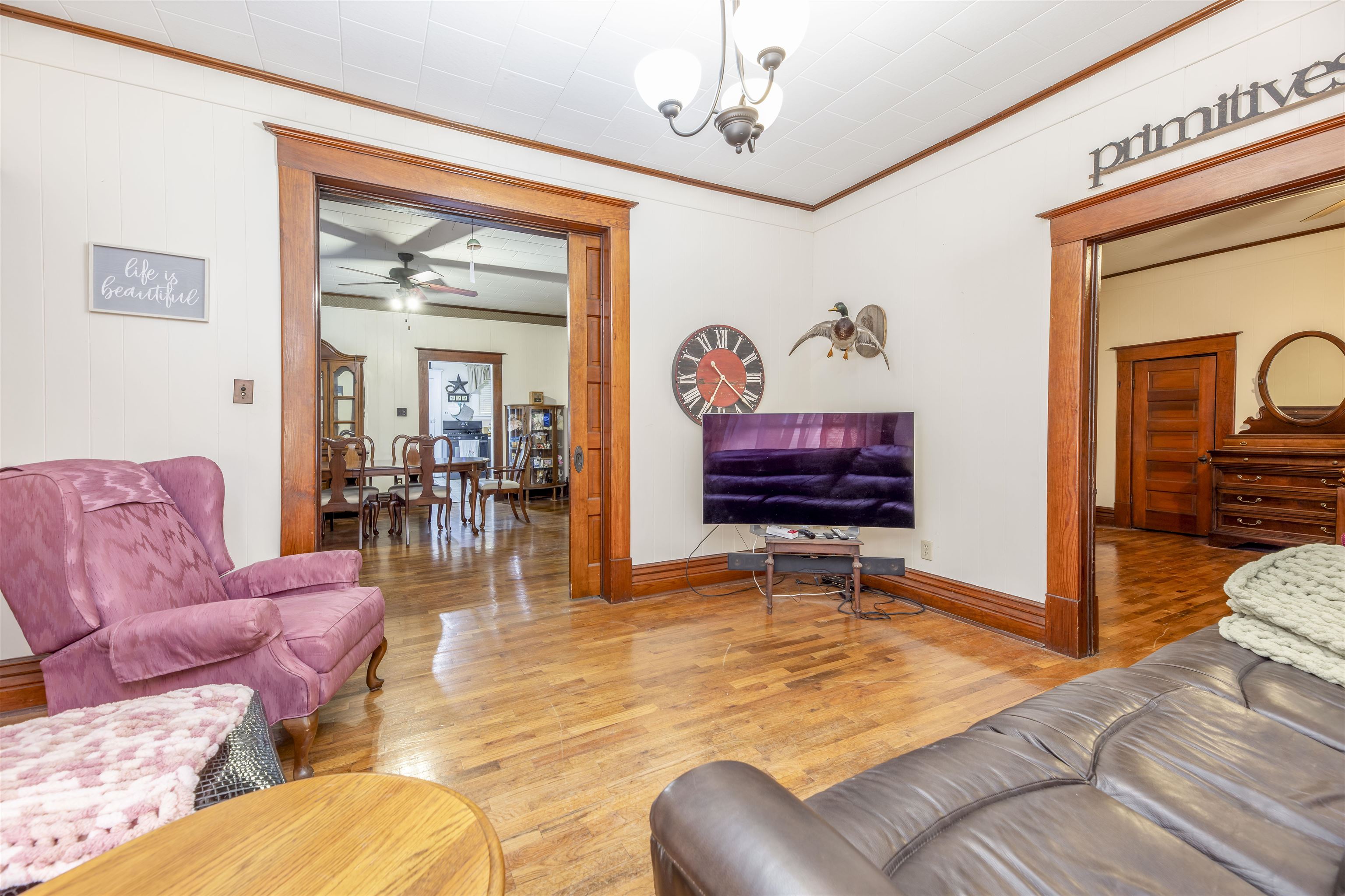 407 S Cedar Property Photo 8