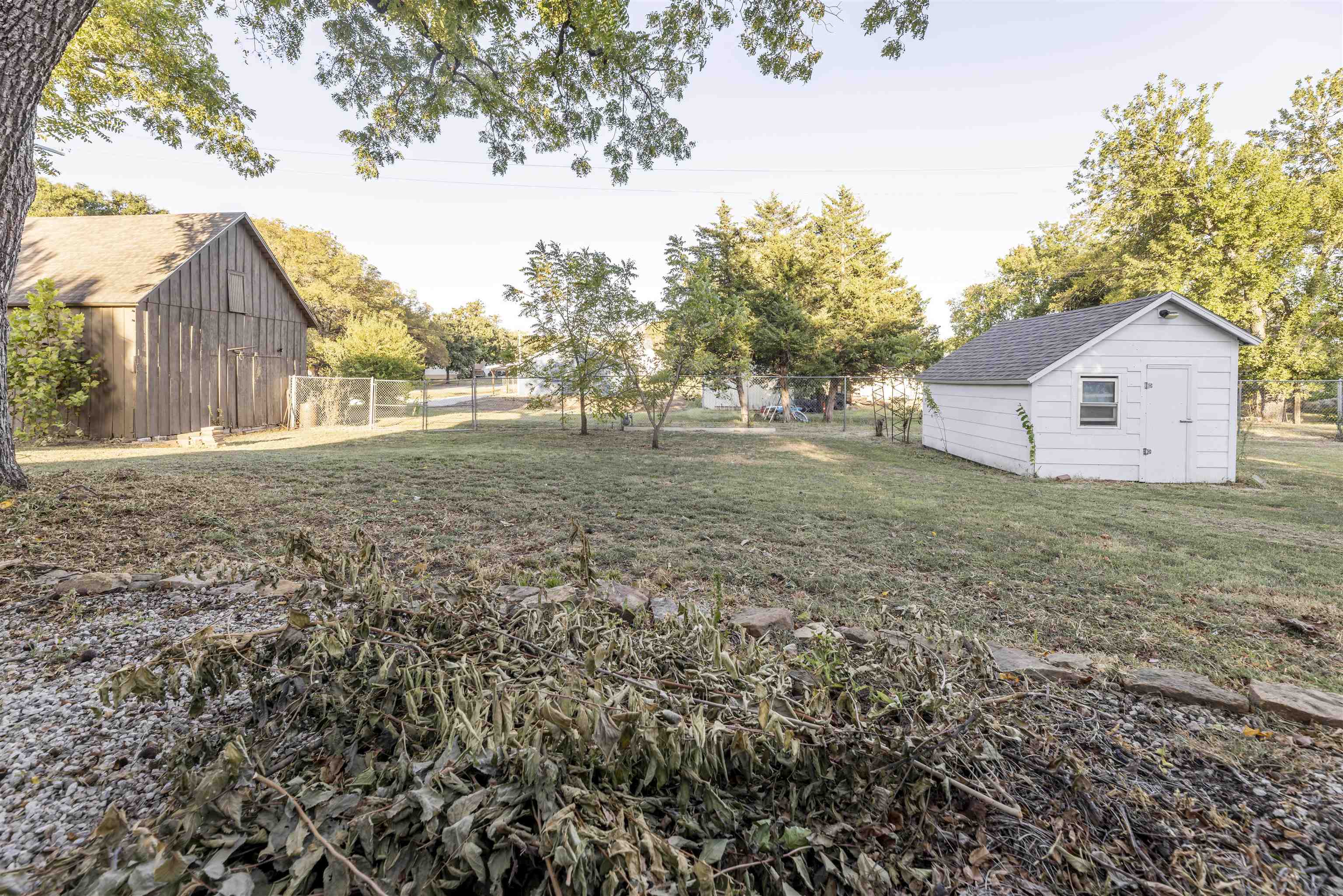 407 S Cedar Property Photo 32