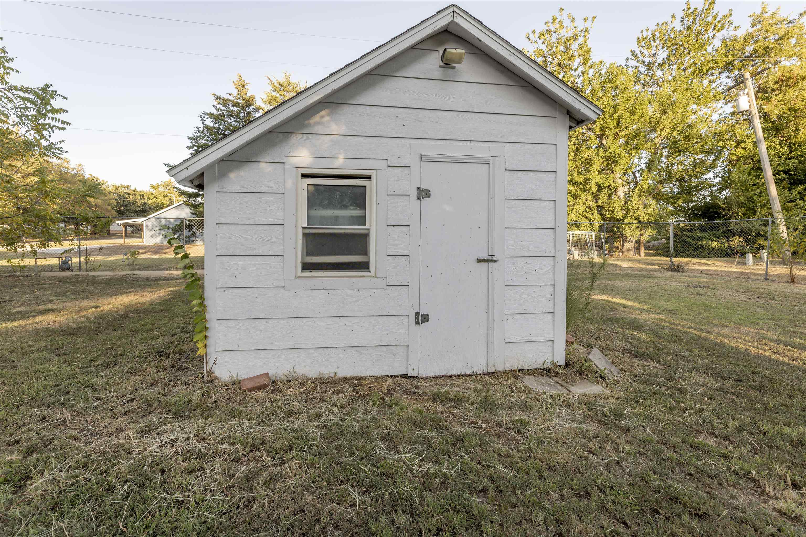 407 S Cedar Property Photo 33