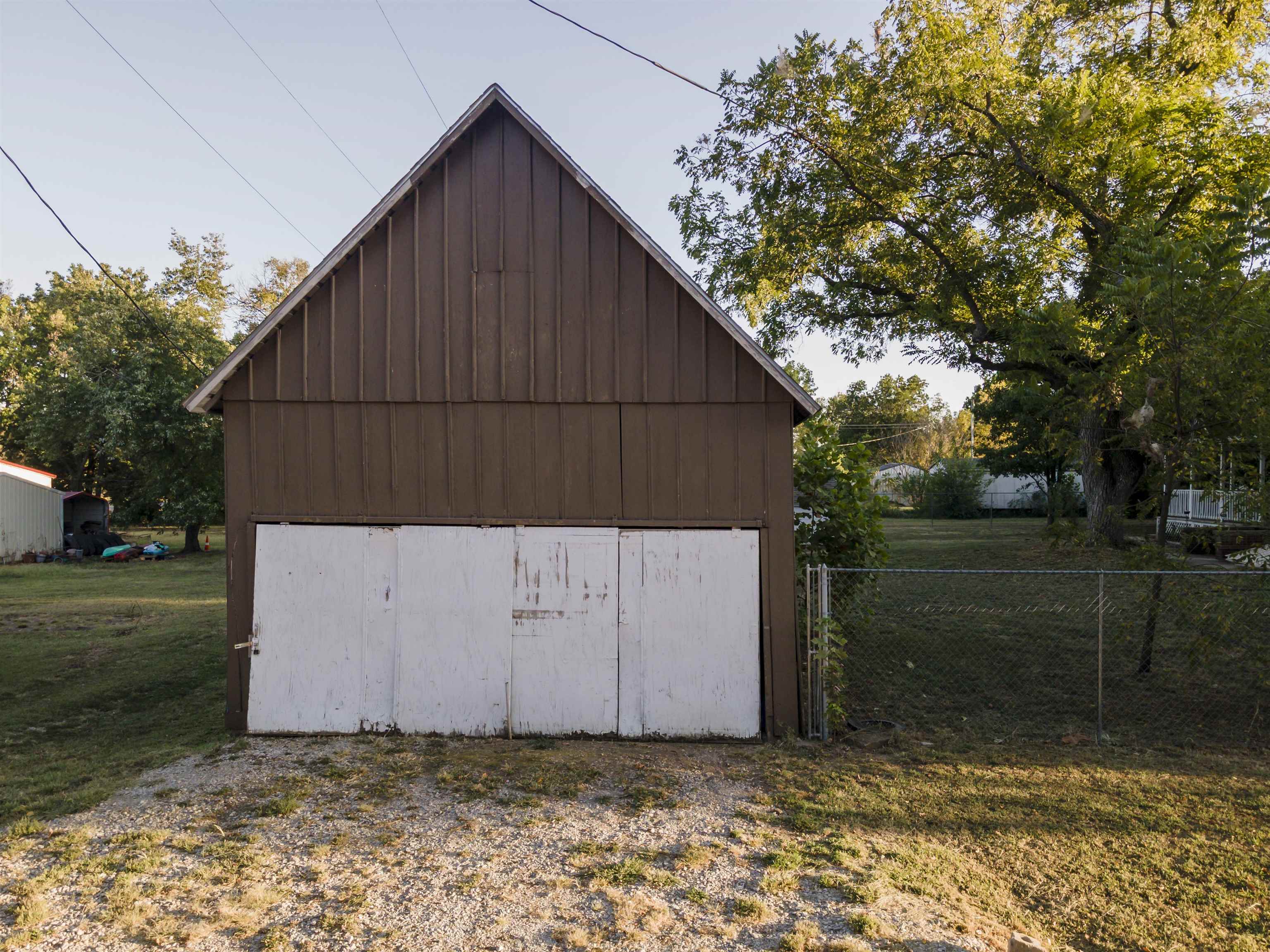 407 S Cedar Property Photo 35