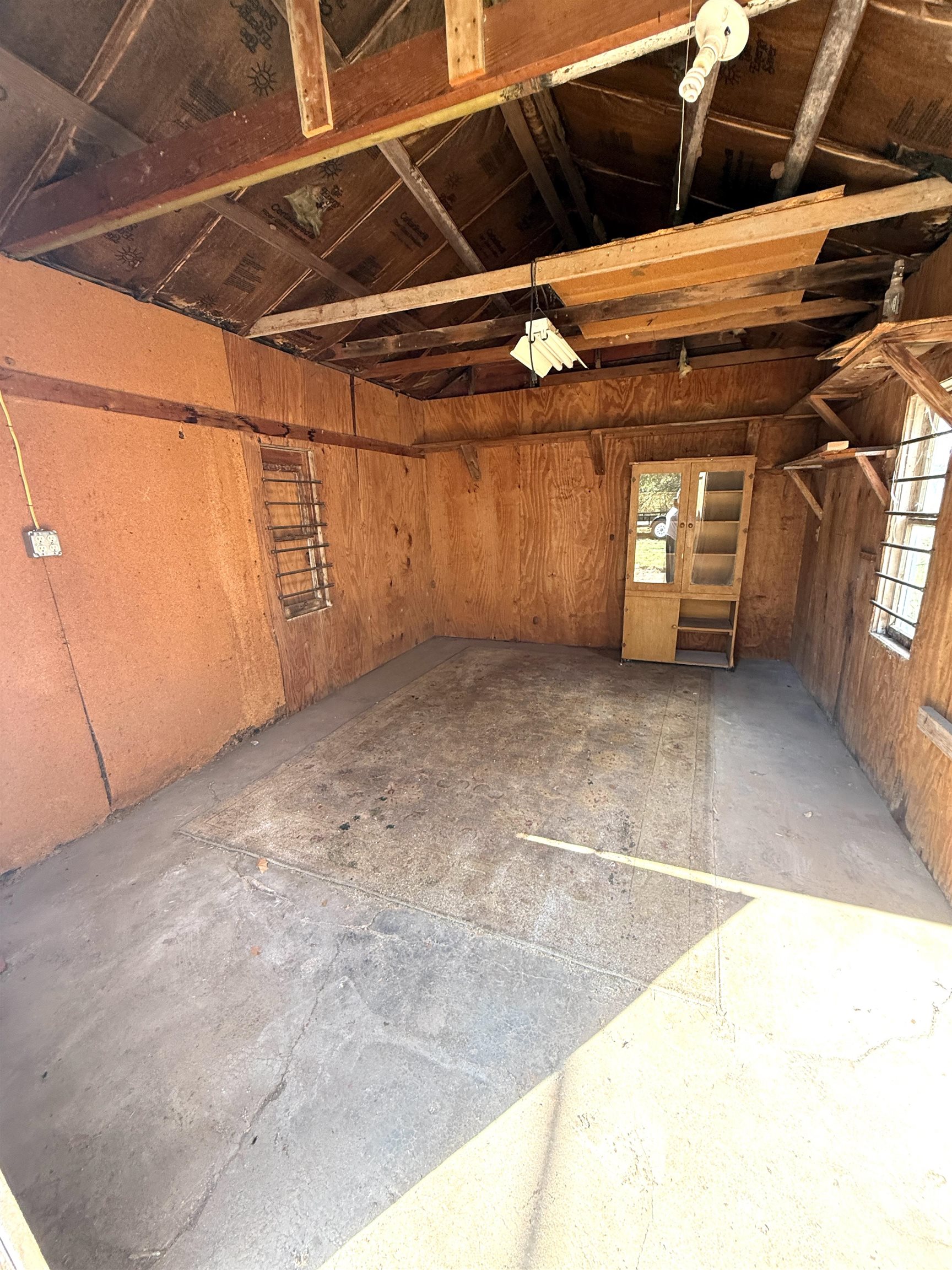 305 W Kansas Ave Property Photo 30