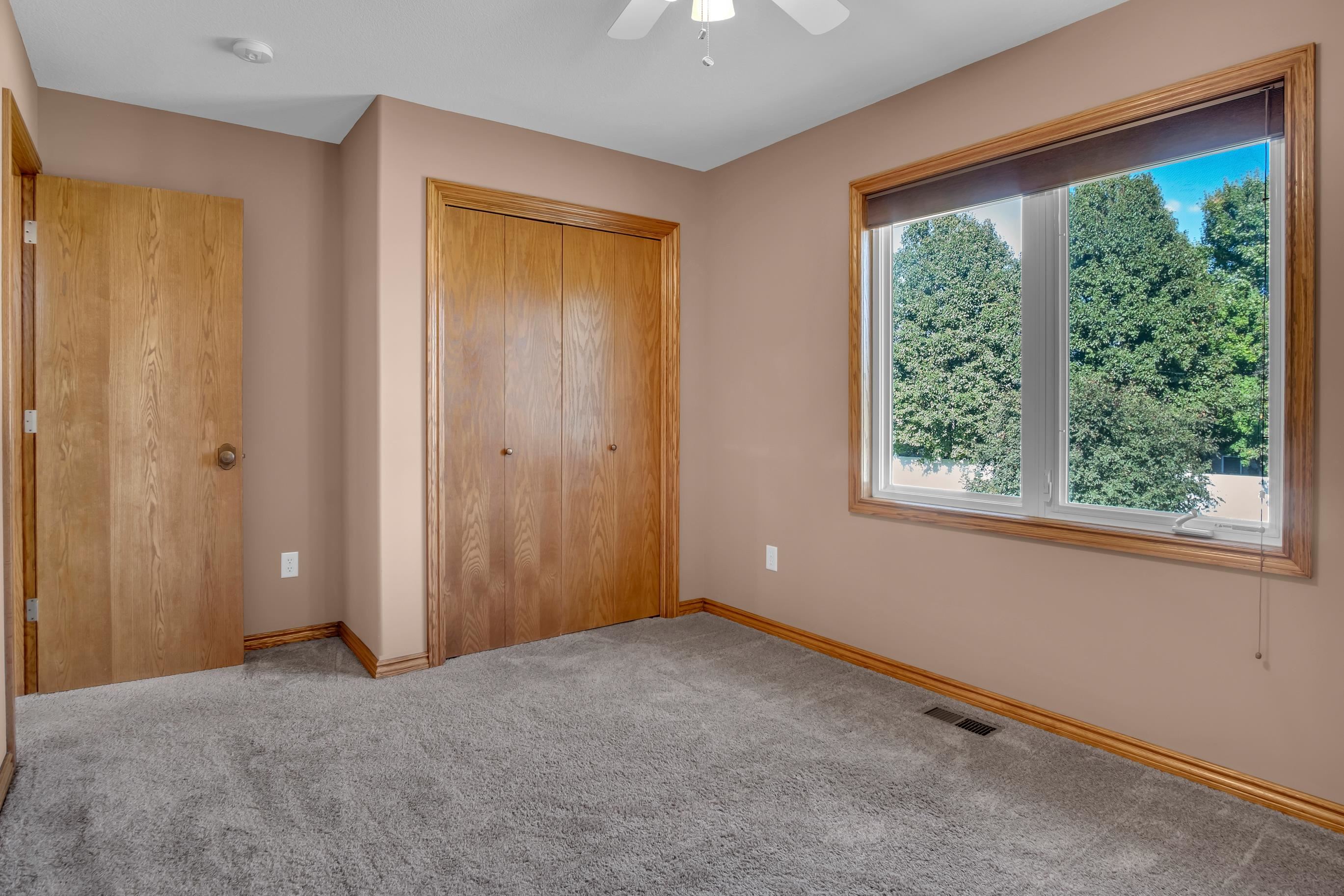 615 Autumn Glen Ct Property Photo 25