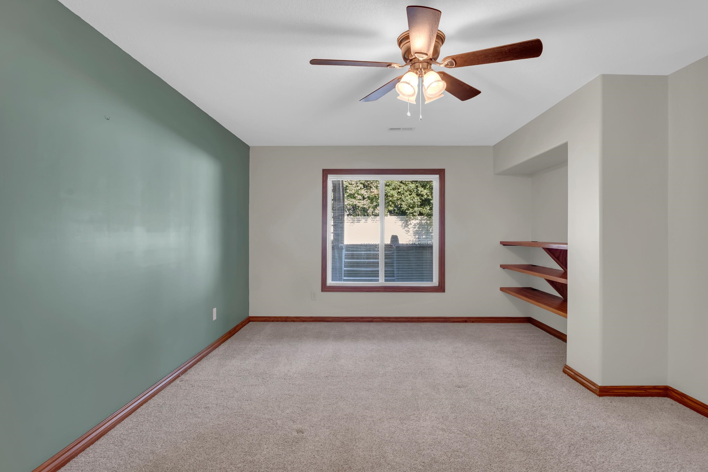 615 Autumn Glen Ct Property Photo 30