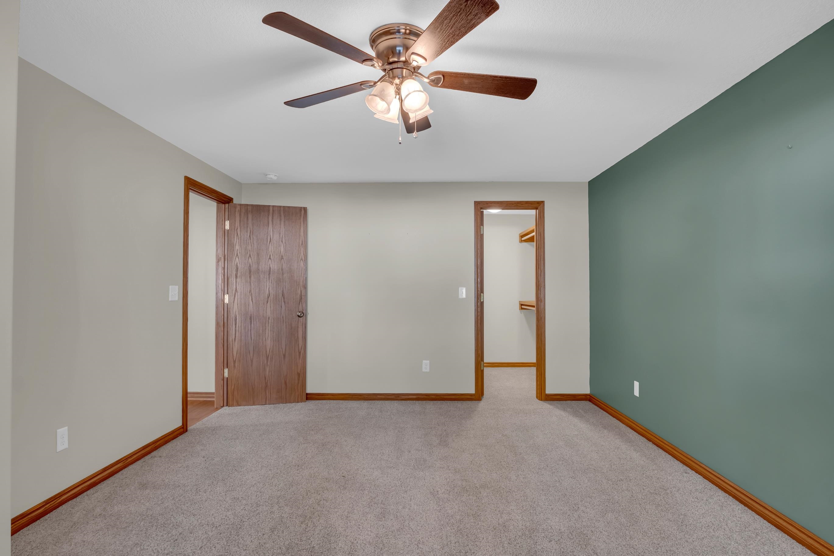615 Autumn Glen Ct Property Photo 31
