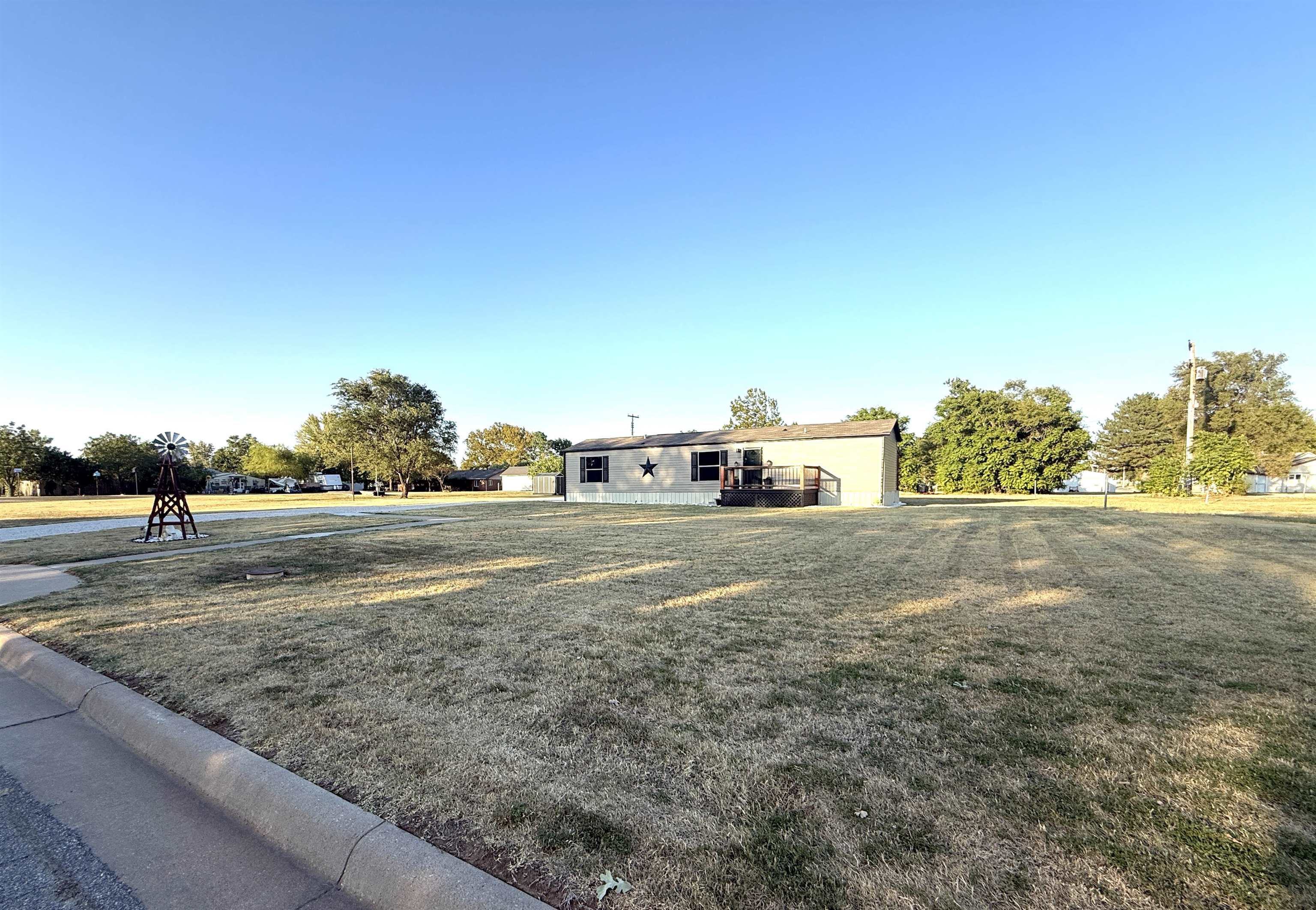 110 N Miller St Property Photo 22