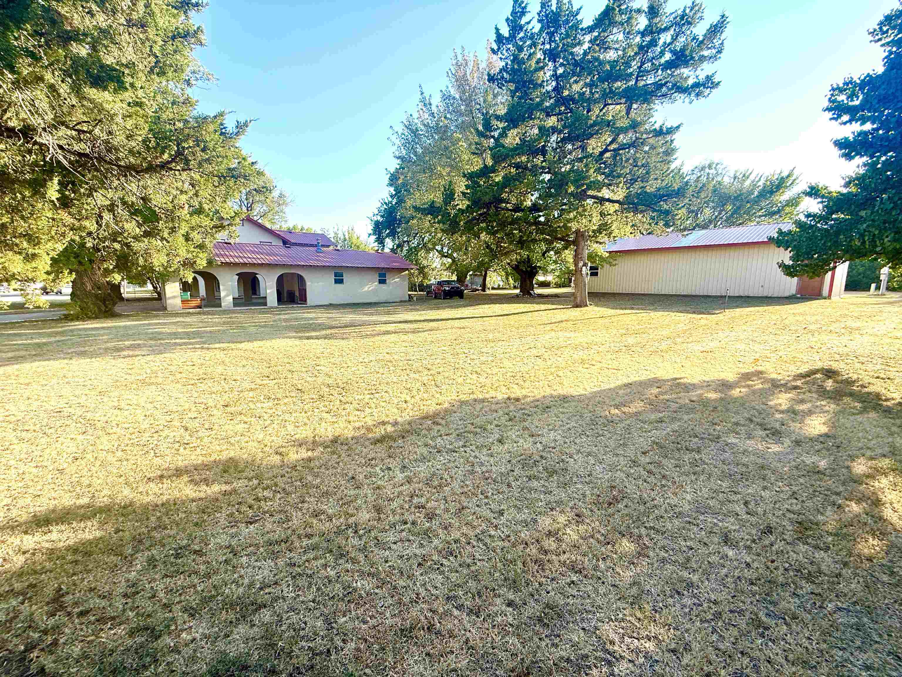 405 N Harper Property Photo 5