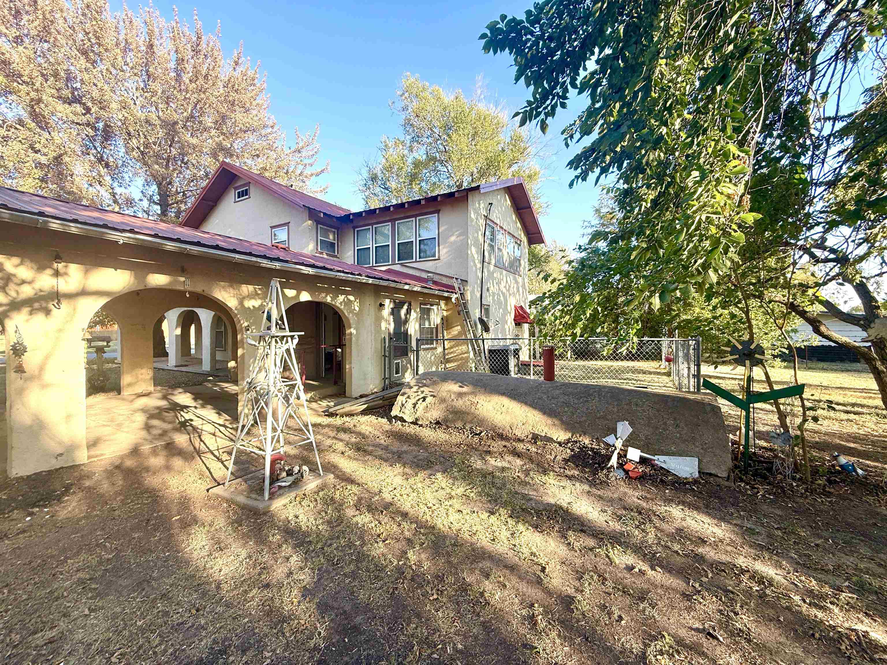 405 N Harper Property Photo 8