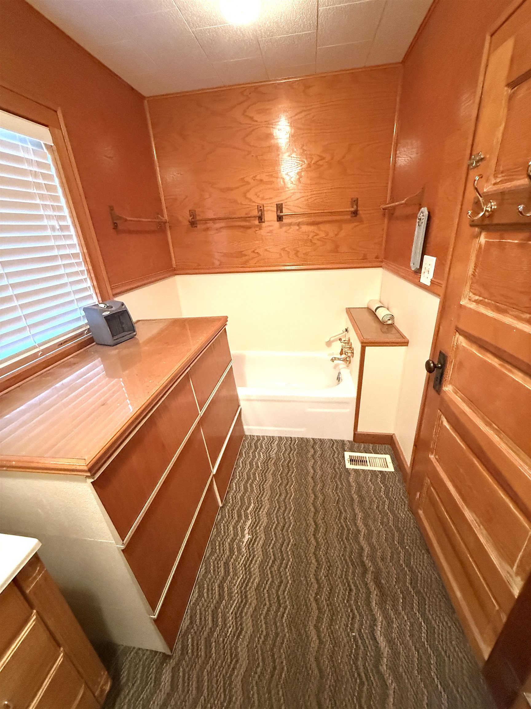 405 N Harper Property Photo 31