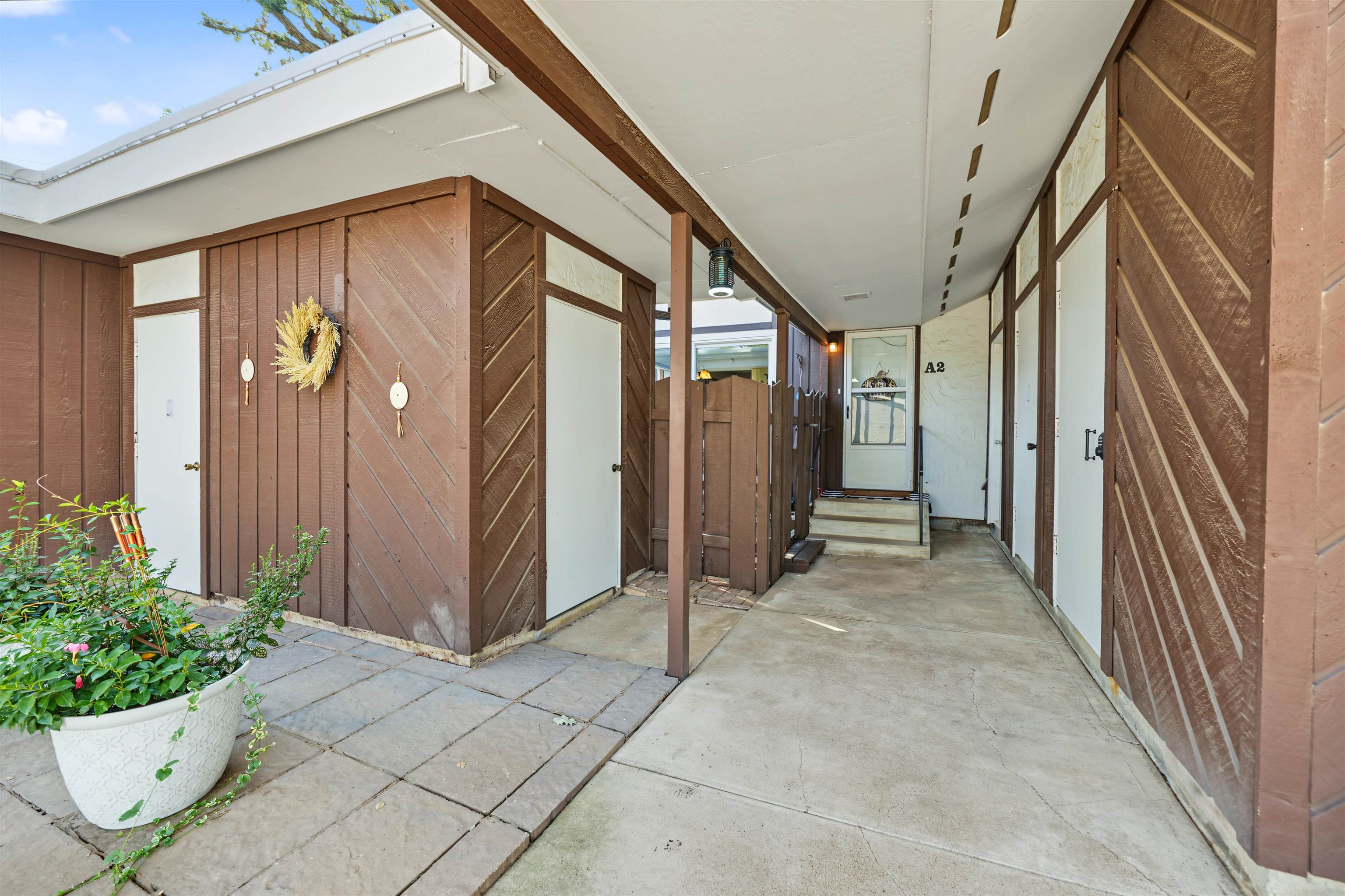 124 S Oakdale Ave A2 Property Photo 23