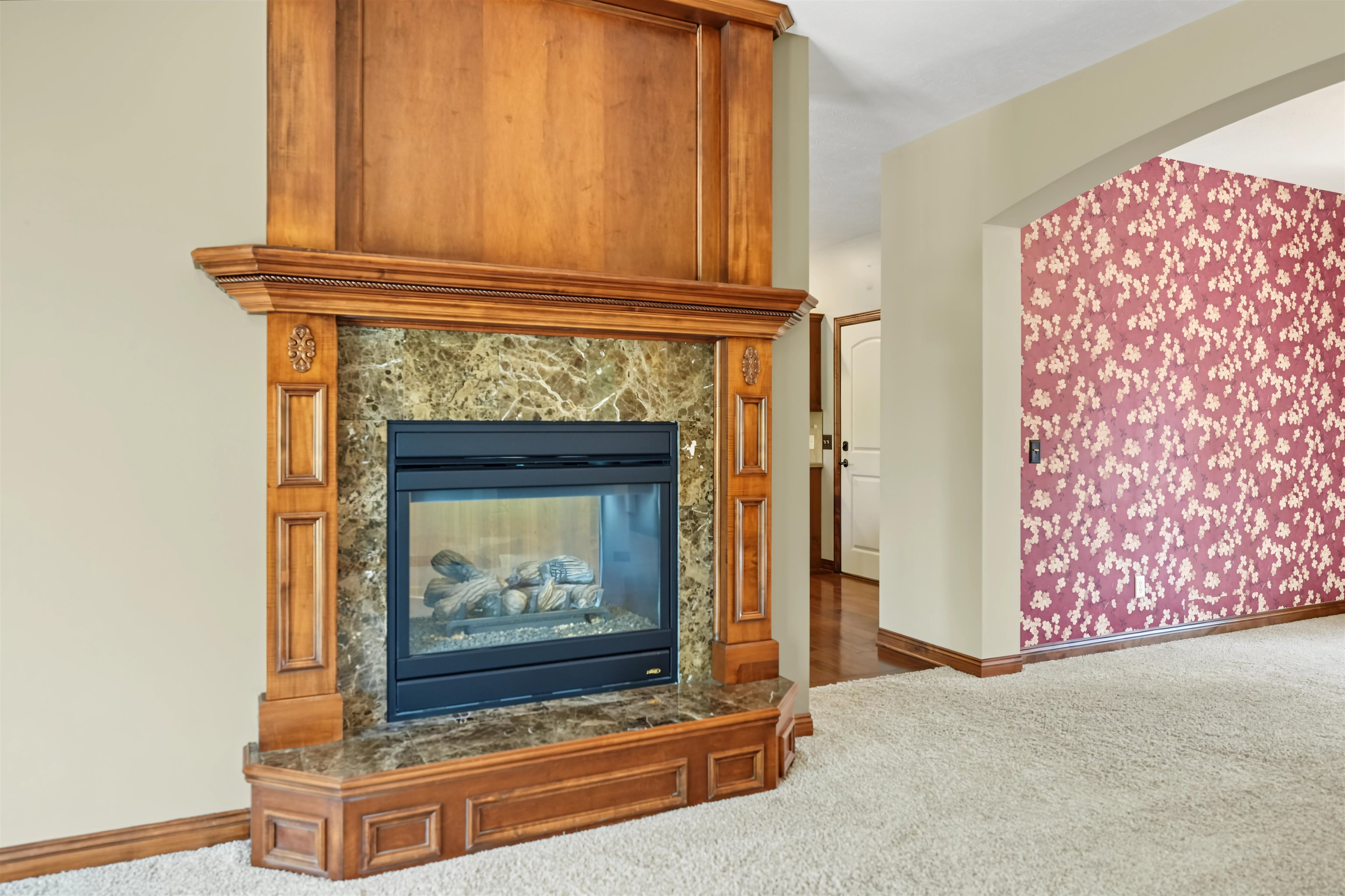 2213 Pinecrest Cir. Property Photo 9
