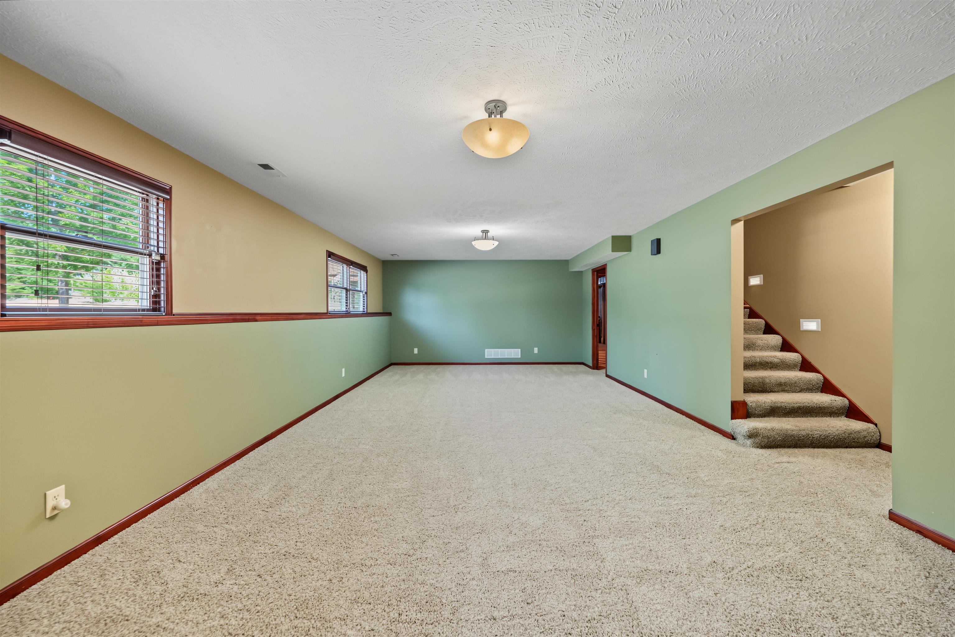 2213 Pinecrest Cir. Property Photo 27