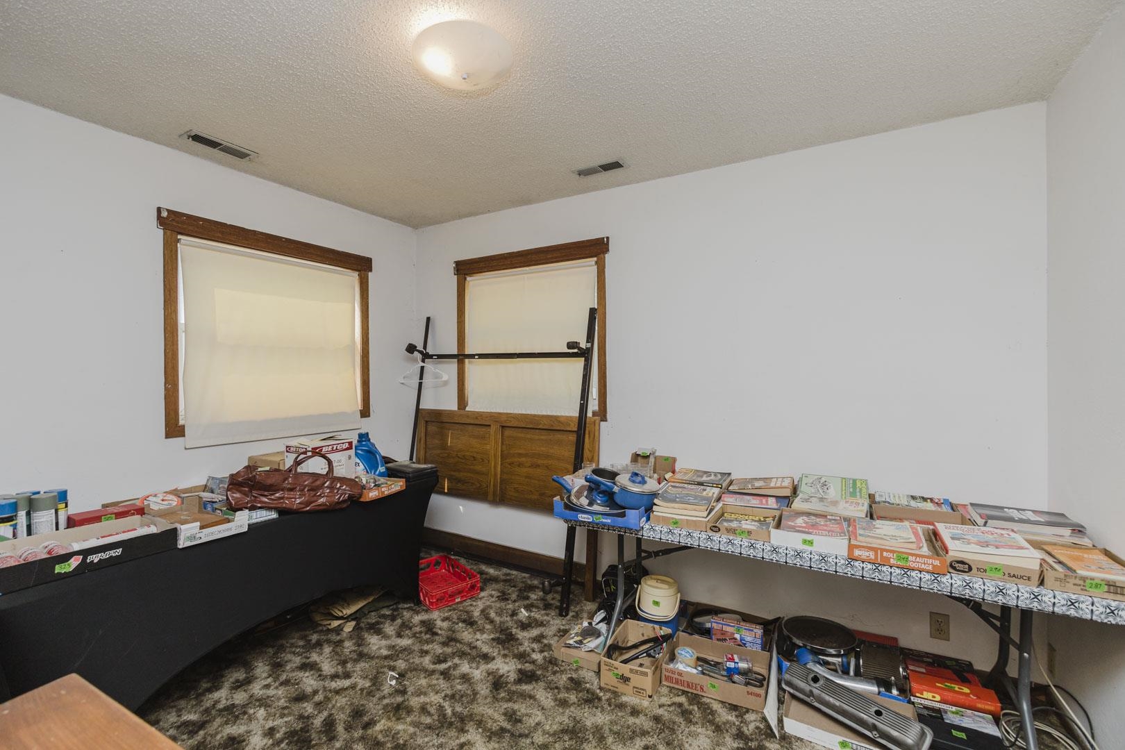 2057 S Santa Fe St. Property Photo 20