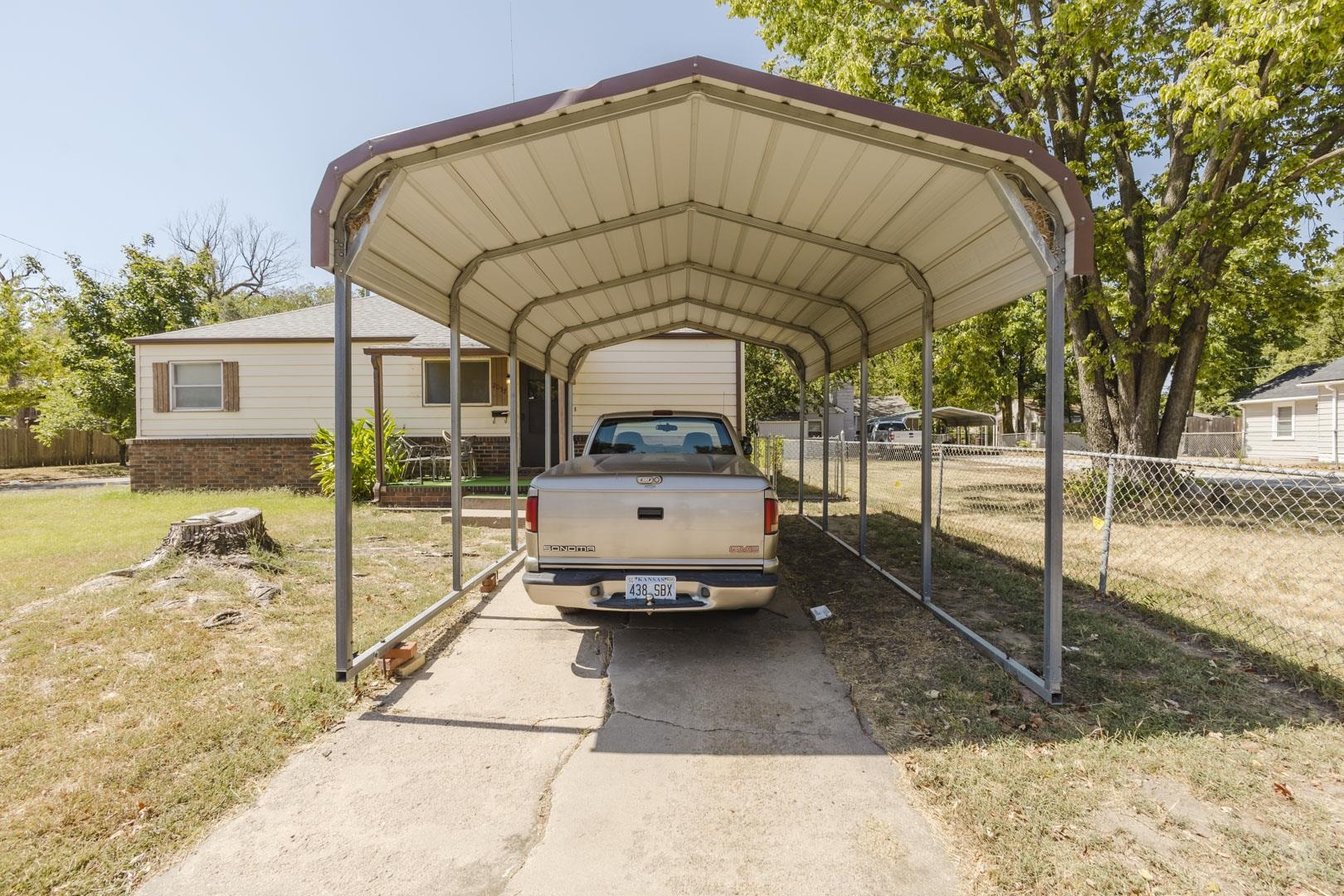2057 S Santa Fe St. Property Photo 24