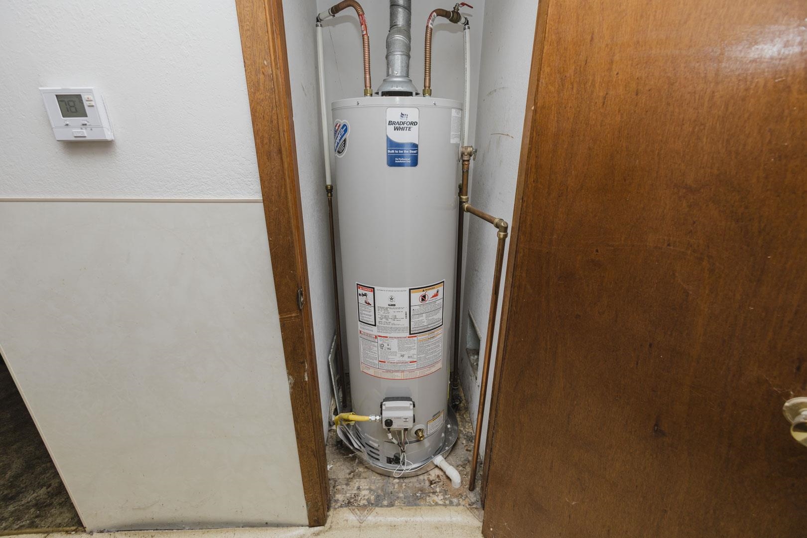 2057 S Santa Fe St. Property Photo 36