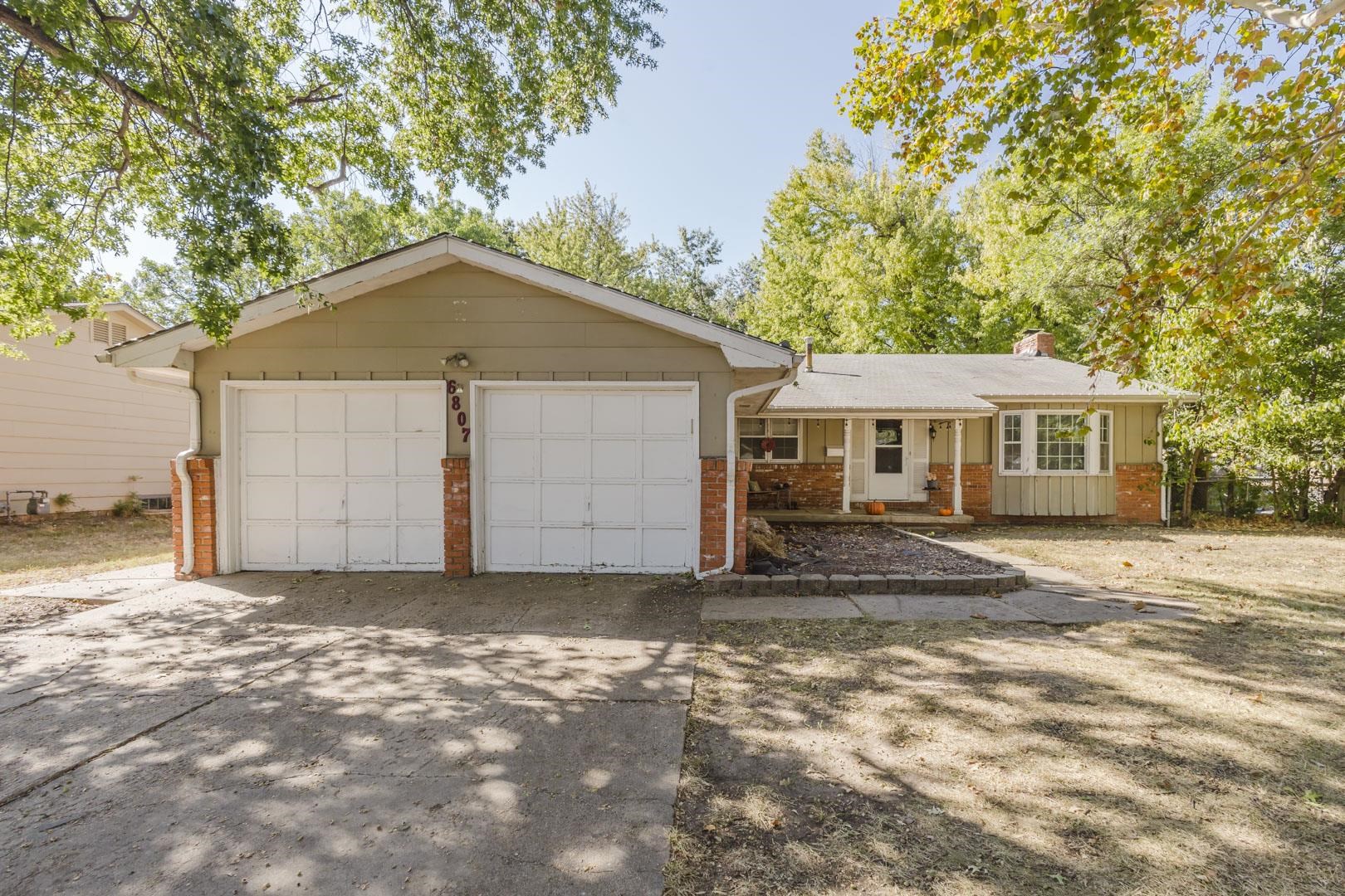 6807 E Bayley Property Photo 1