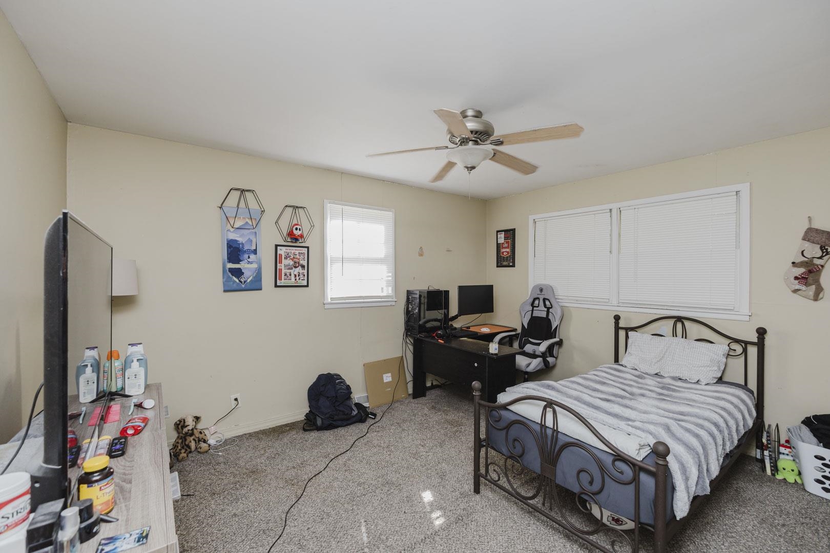 6807 E Bayley Property Photo 11