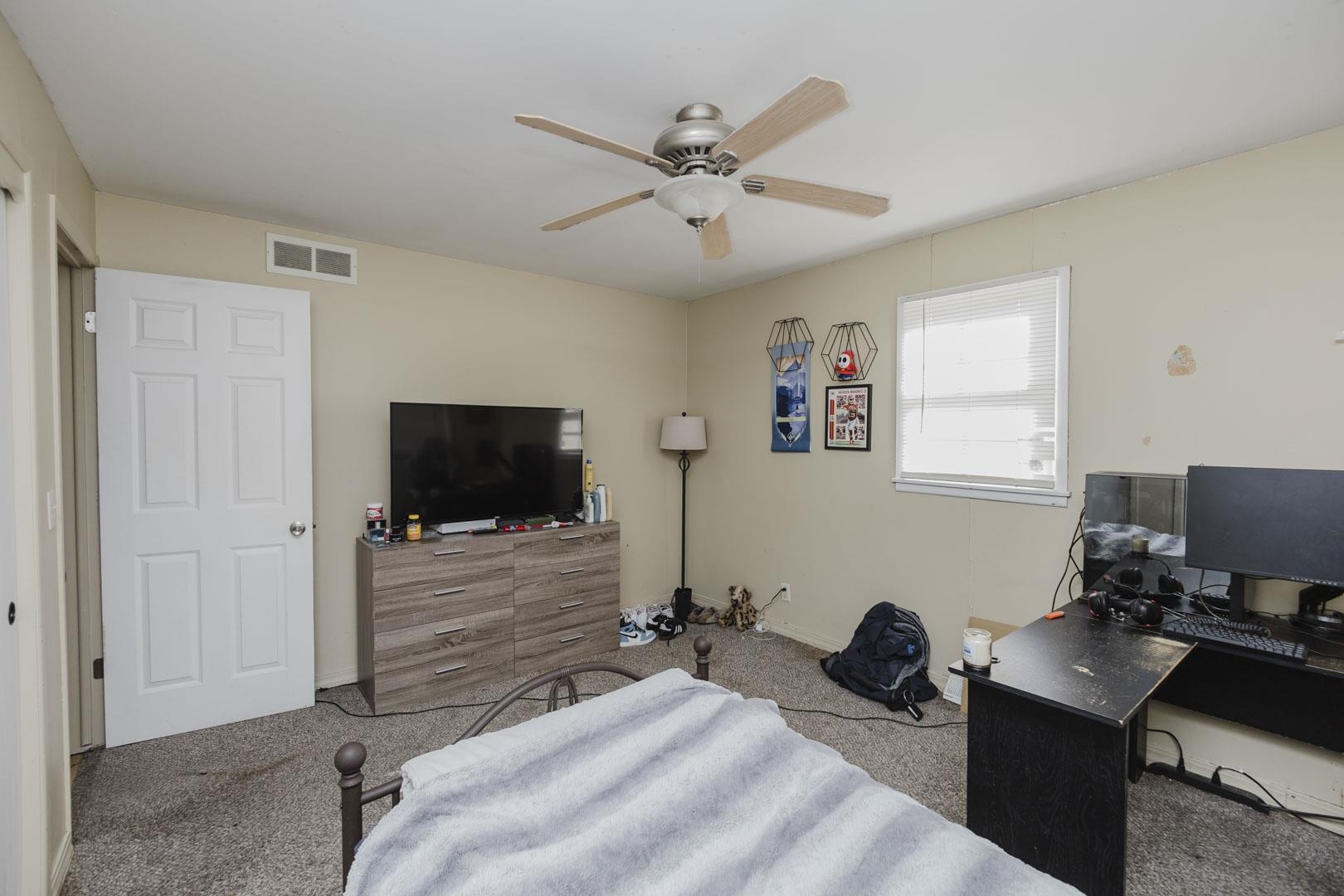 6807 E Bayley Property Photo 13