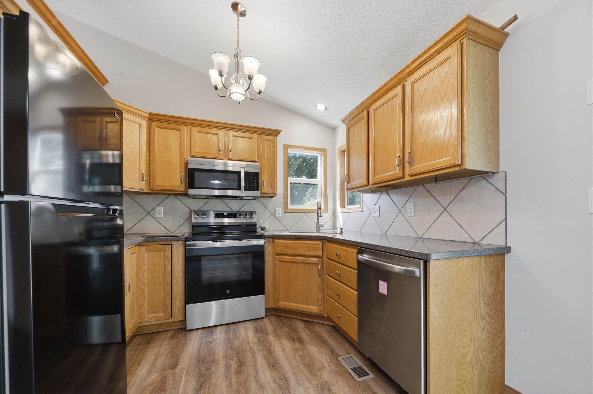 4419 Westlake Property Photo 13